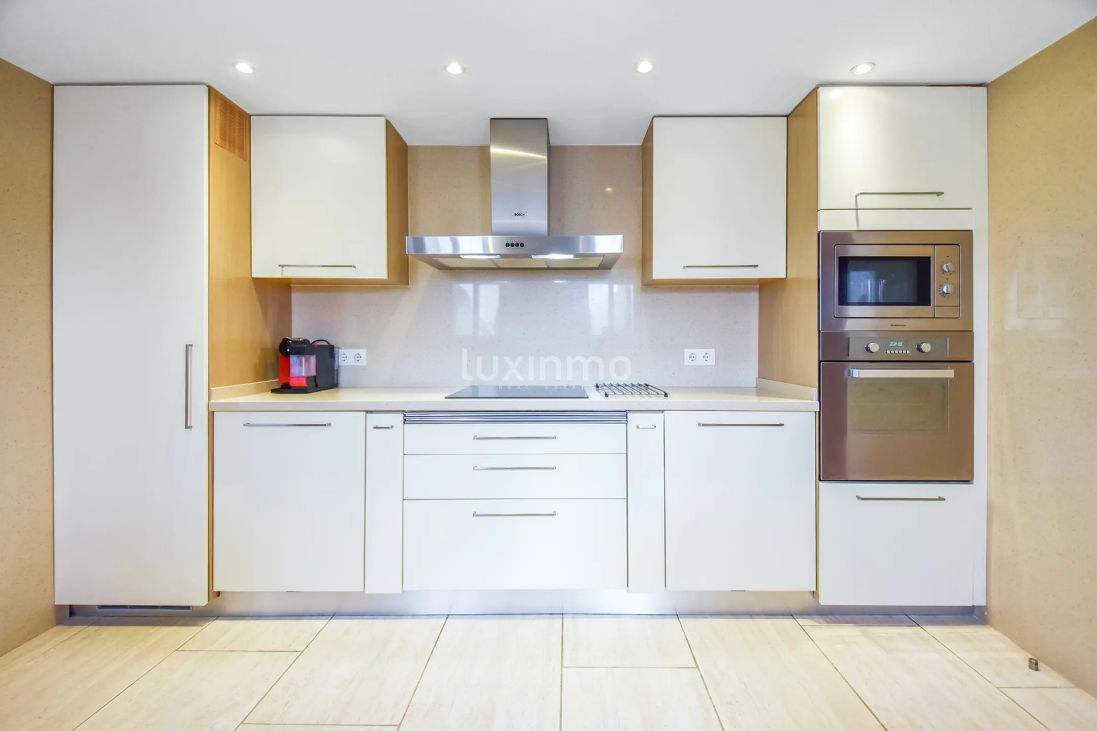 Opportunity! Villa with Tourist License and Panoramic Sea Views — photo 12