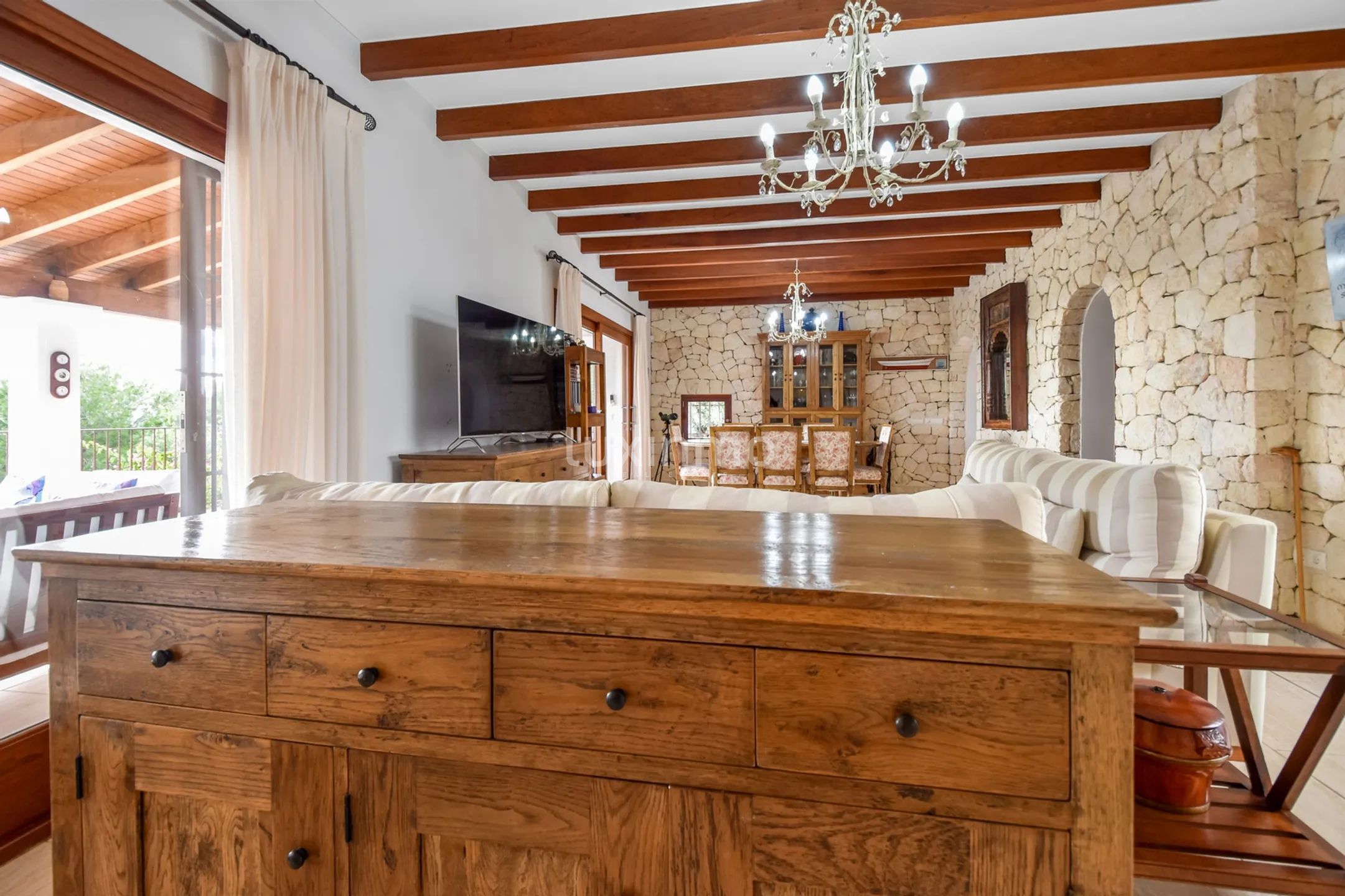 Opportunity! Villa with Tourist License and Panoramic Sea Views — photo 11