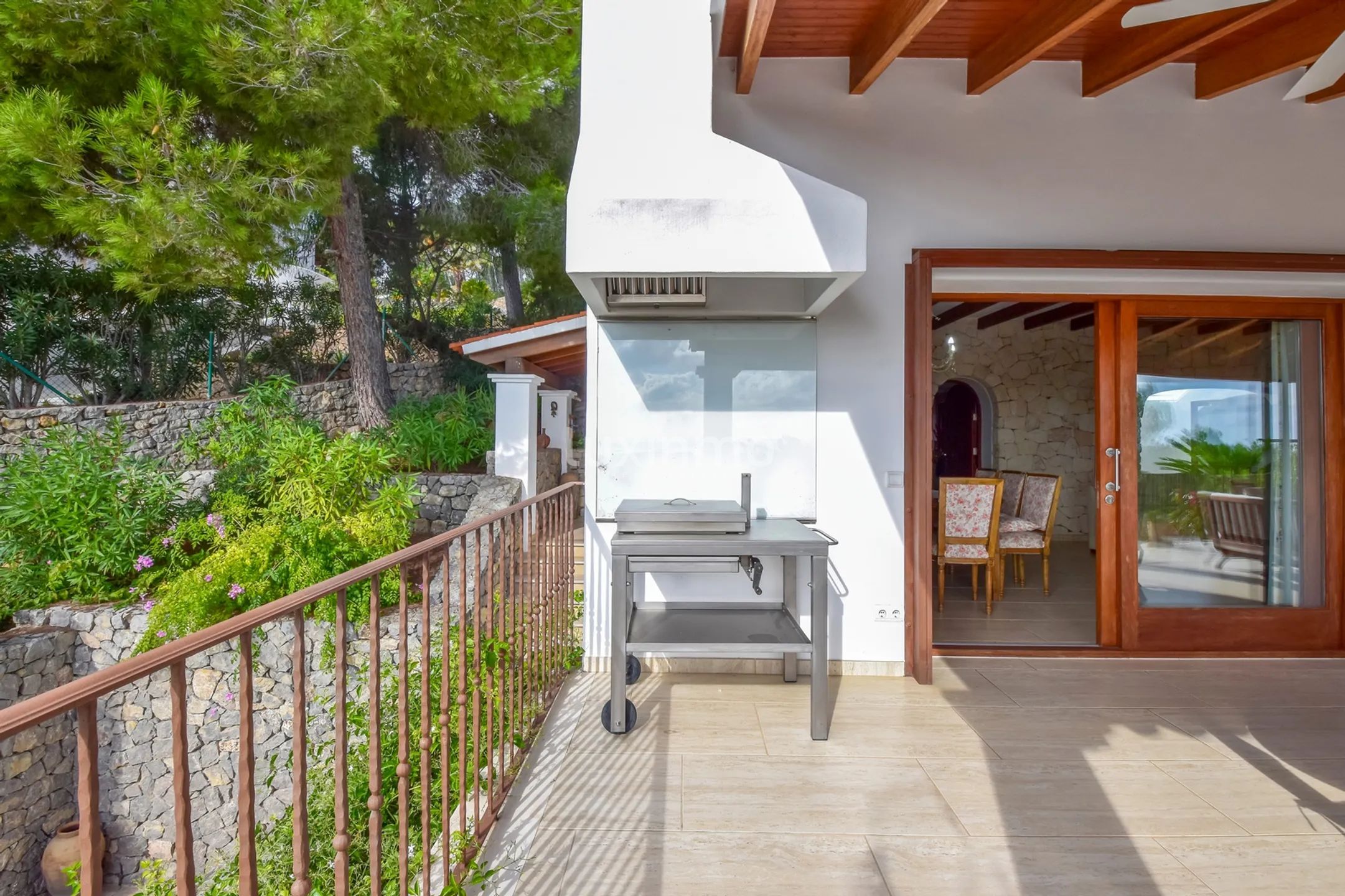 Opportunity! Villa with Tourist License and Panoramic Sea Views — photo 7