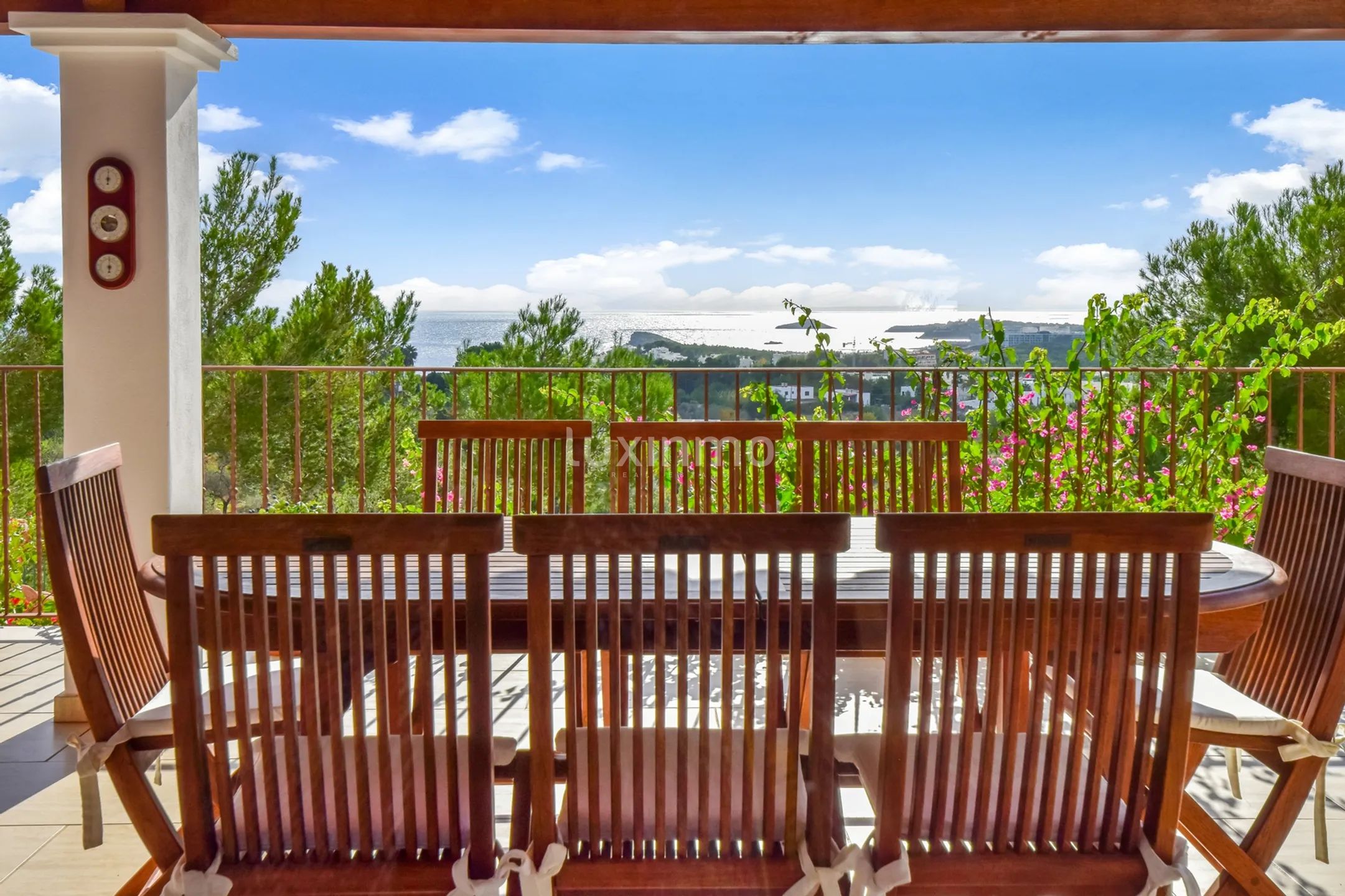 Opportunity! Villa with Tourist License and Panoramic Sea Views — photo 3