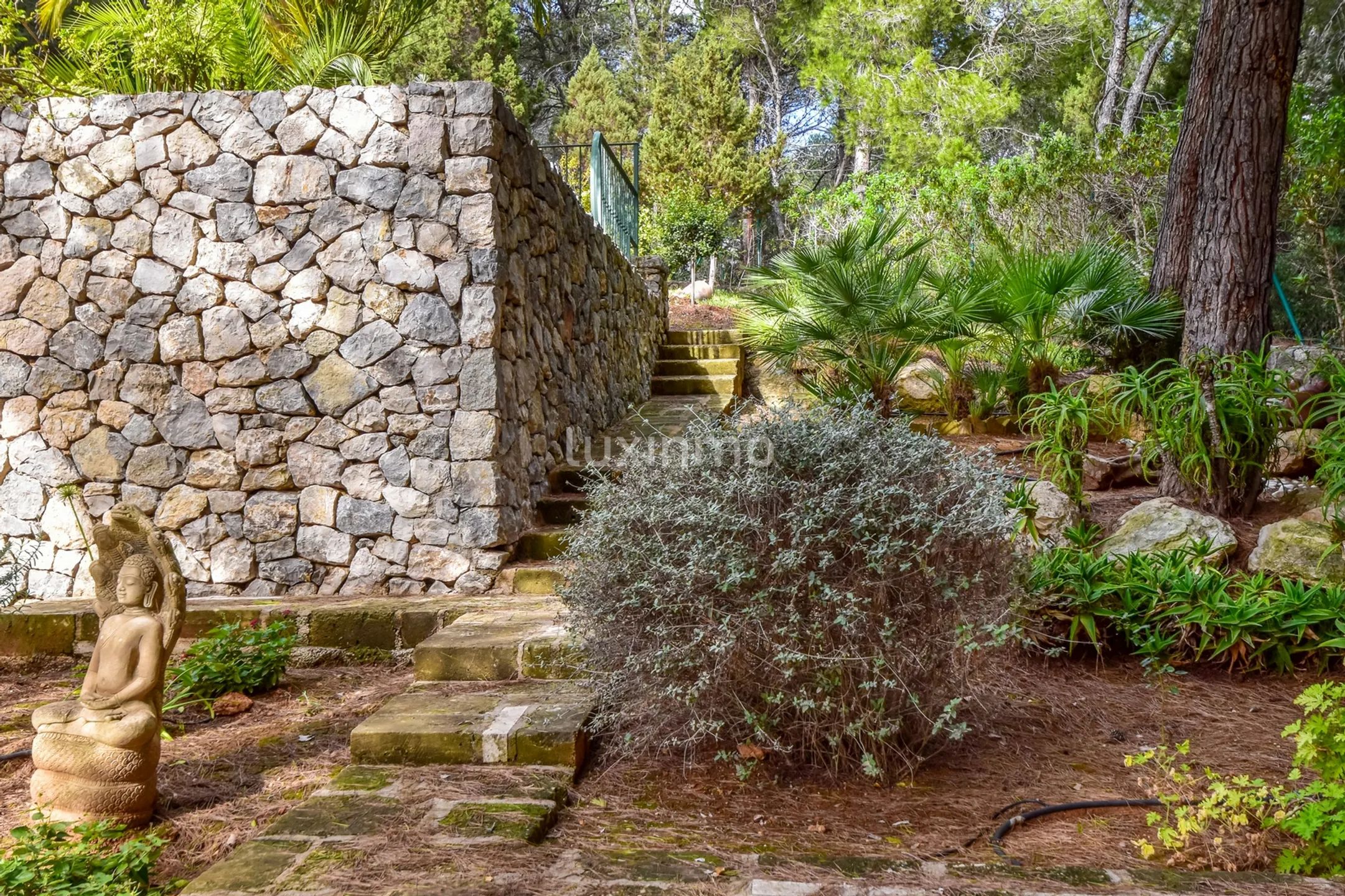 Opportunity! Villa with Tourist License and Panoramic Sea Views — photo 23