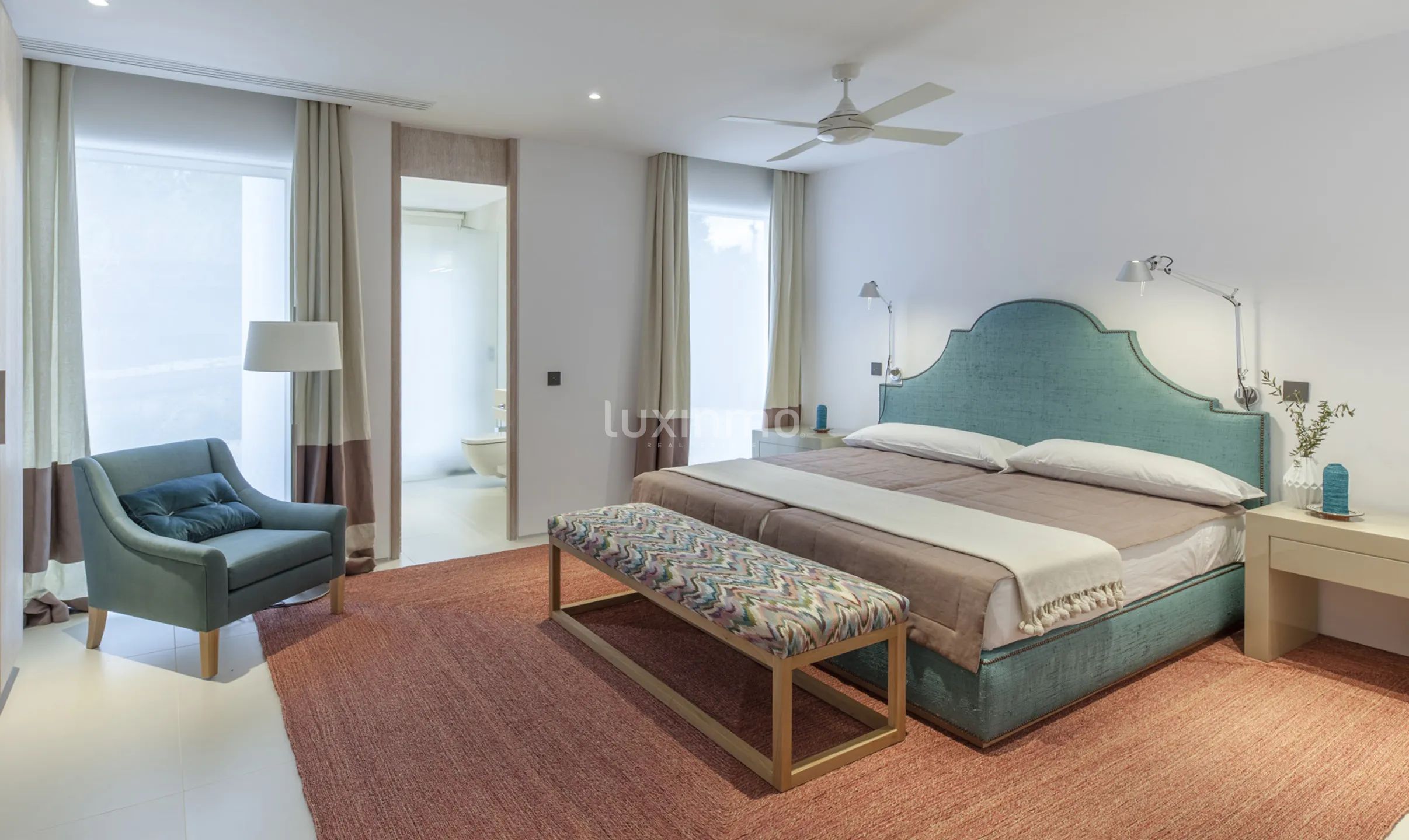 Villa de luxe à vendre à Cala Conta avec vue sur Es Vedra — photo 15