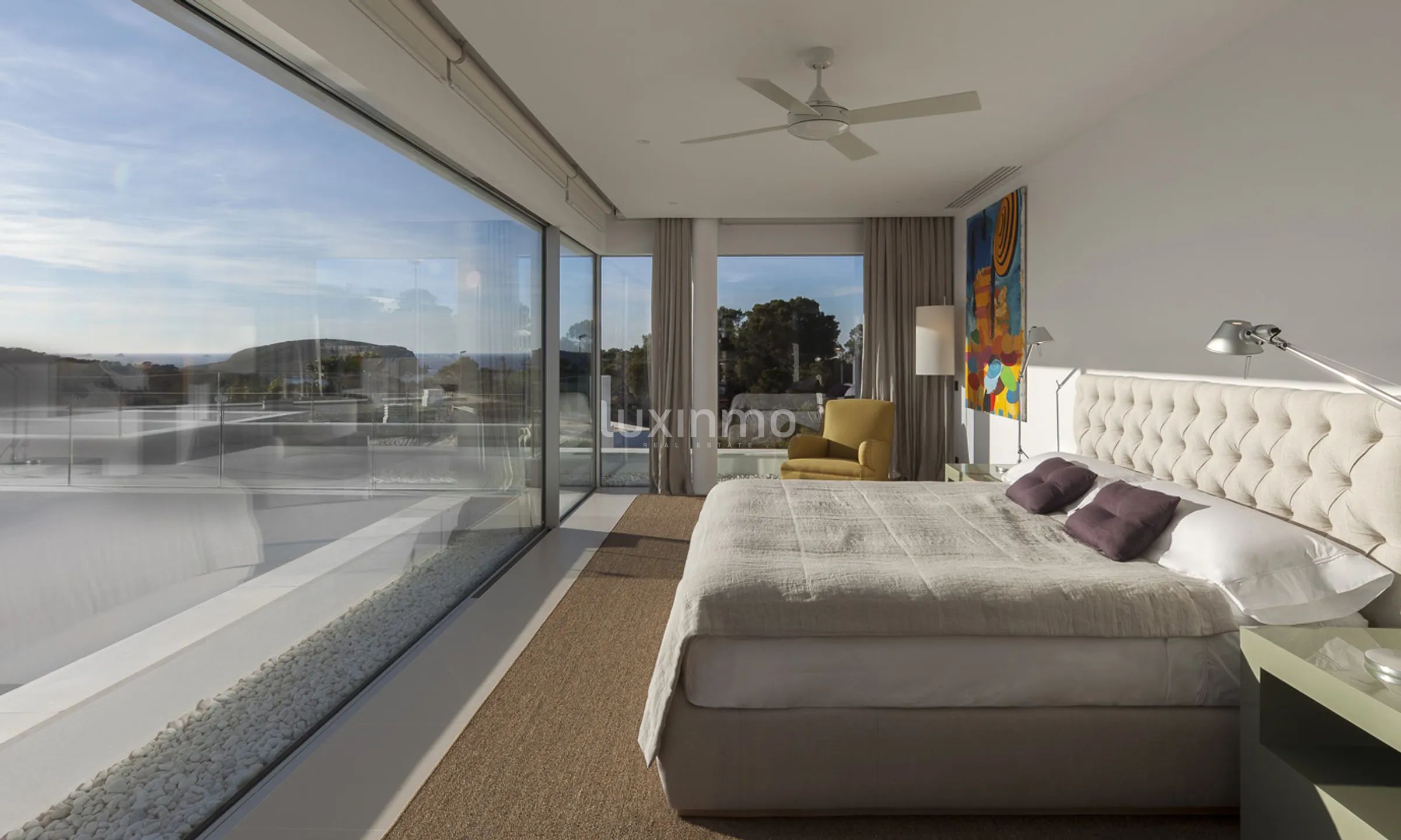 Villa de luxe à vendre à Cala Conta avec vue sur Es Vedra — photo 14