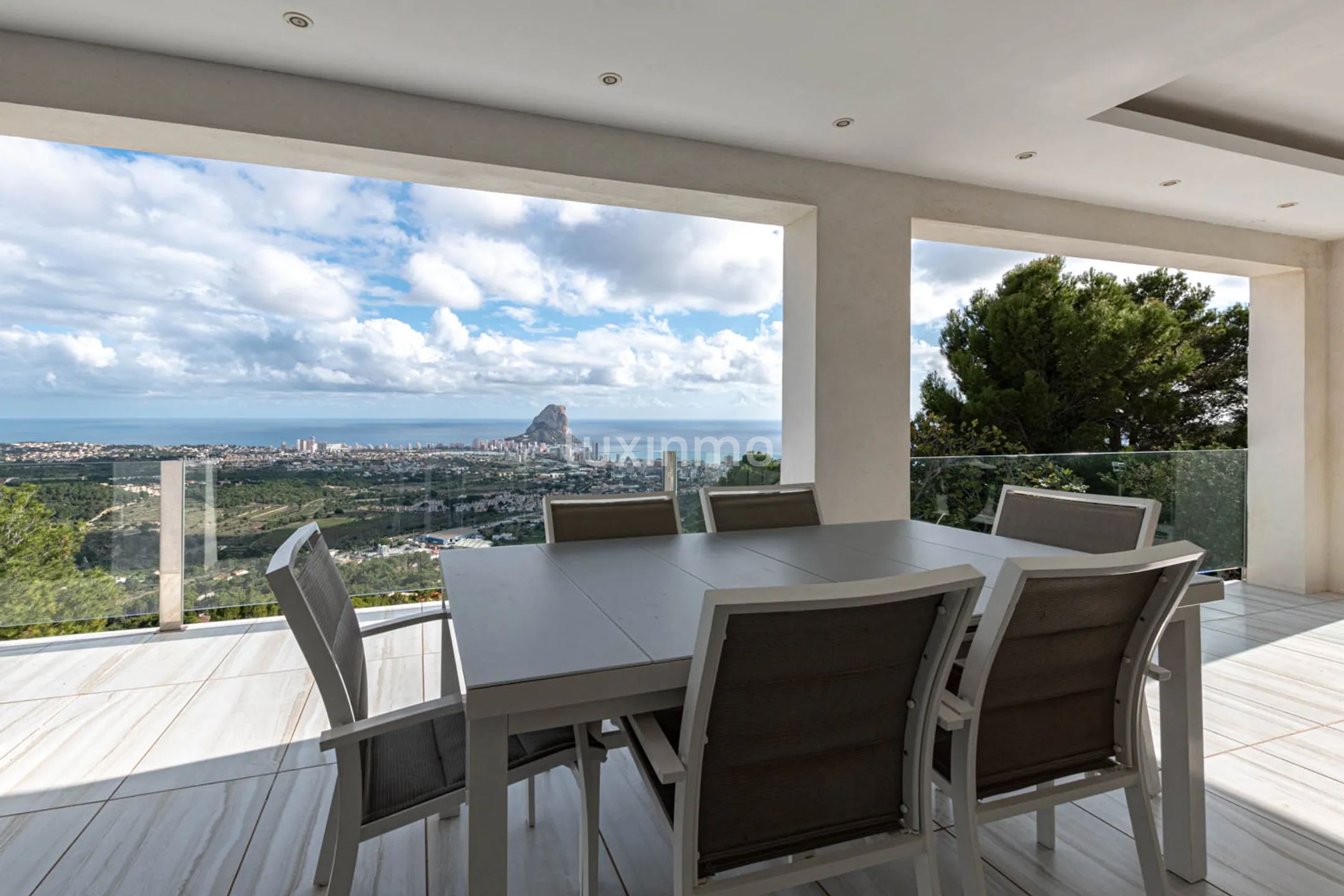 Villa for long term rentals in unique Oltamar Calpe location with panoramic views and sea view — photo 39