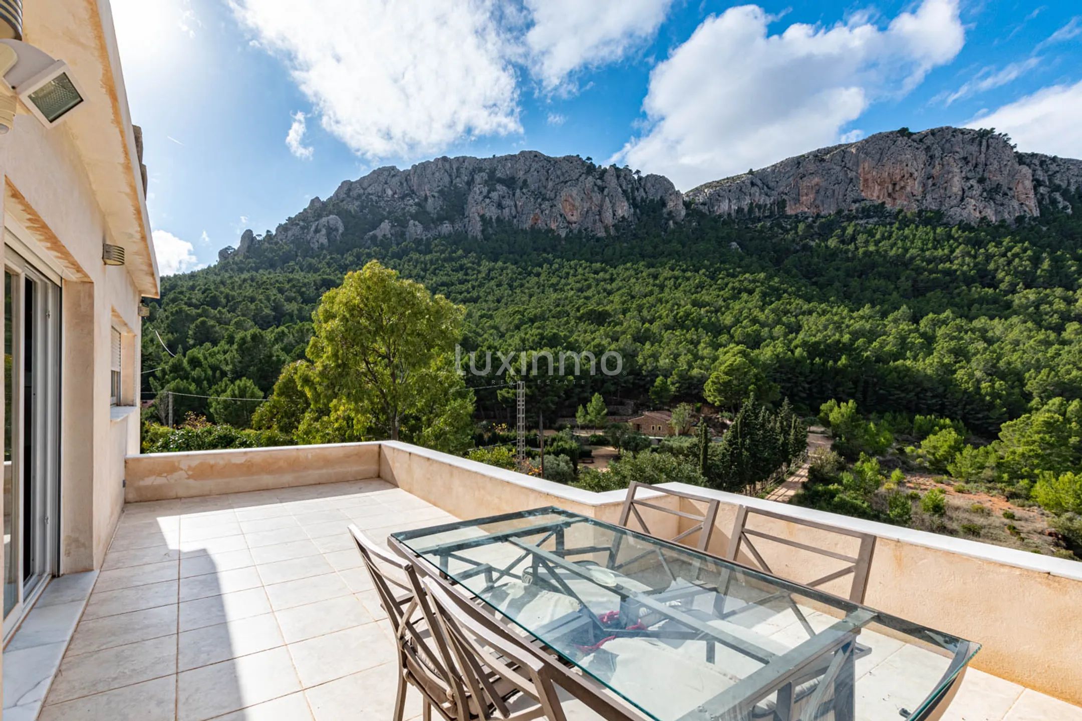 Villa for long term rentals in unique Oltamar Calpe location with panoramic views and sea view — photo 40
