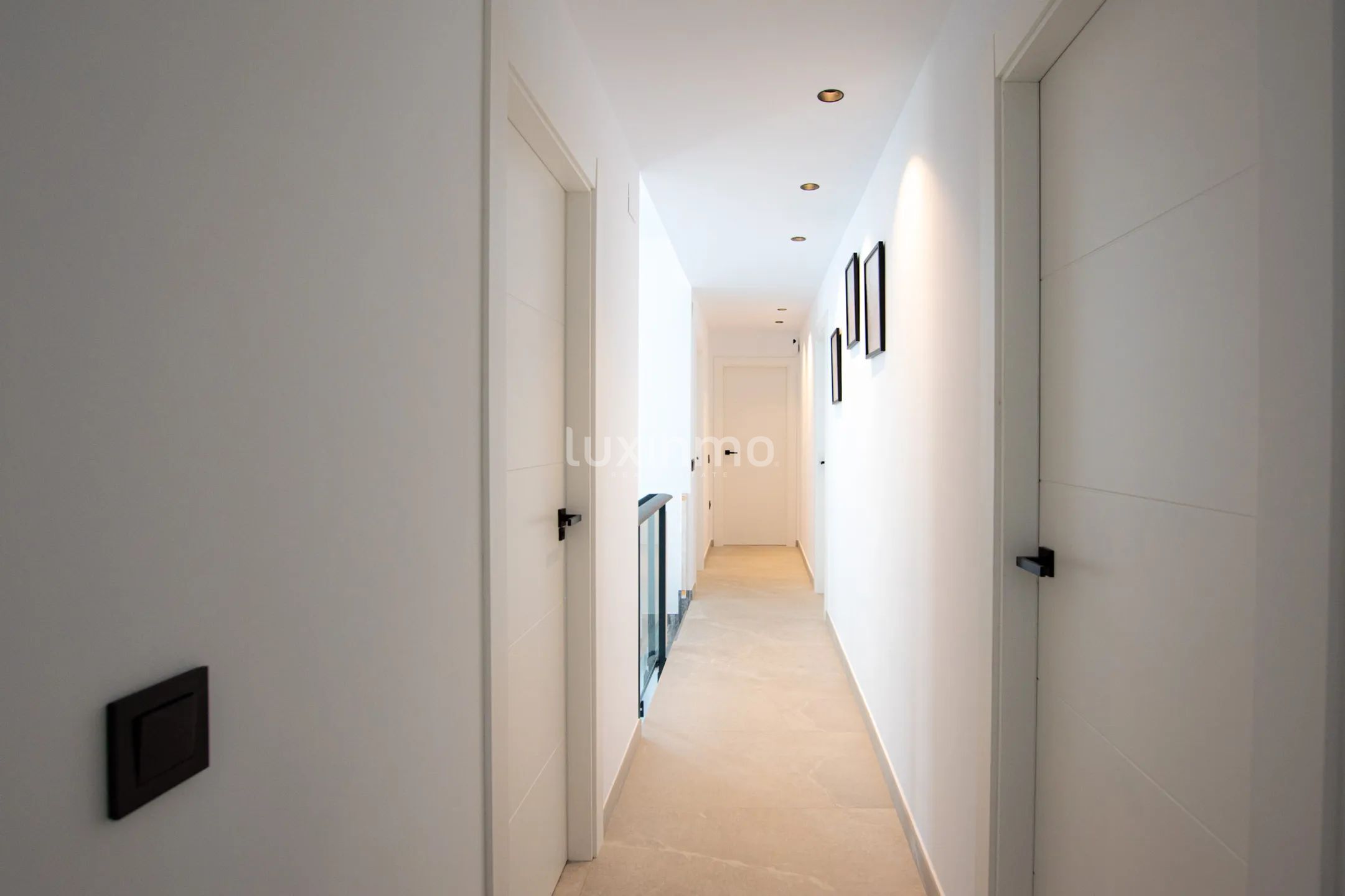 Nowa willa na sprzedaż z panoramicznym widokiem w Calpe — photo 21