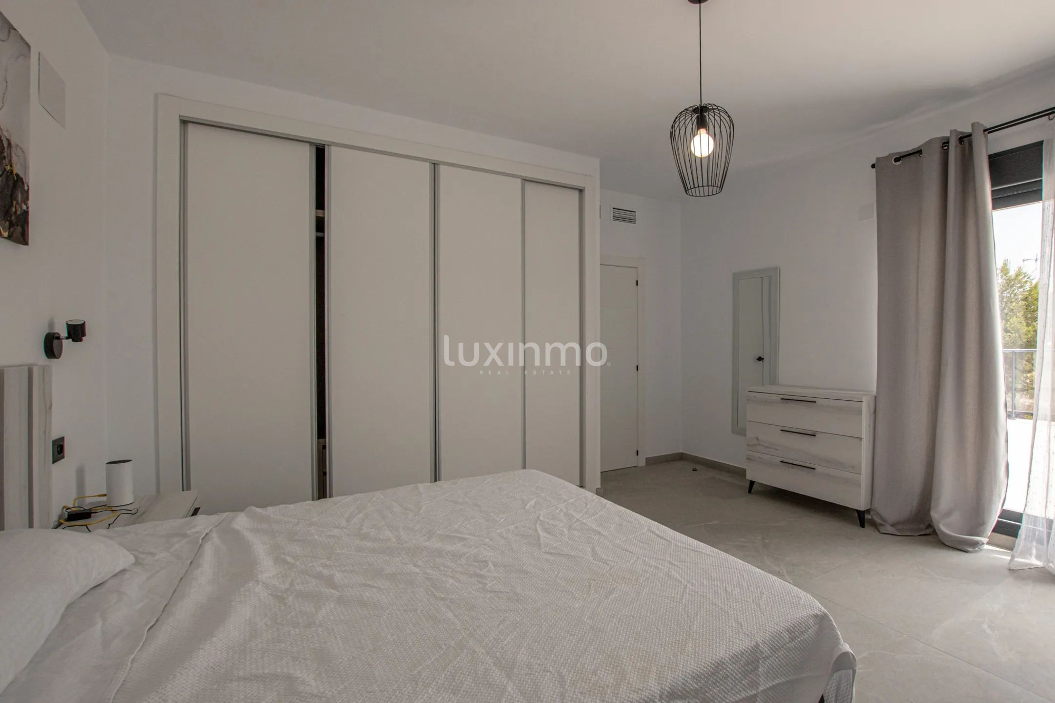 Вилла с панорамным видом на продажу в Кальпе — photo 25