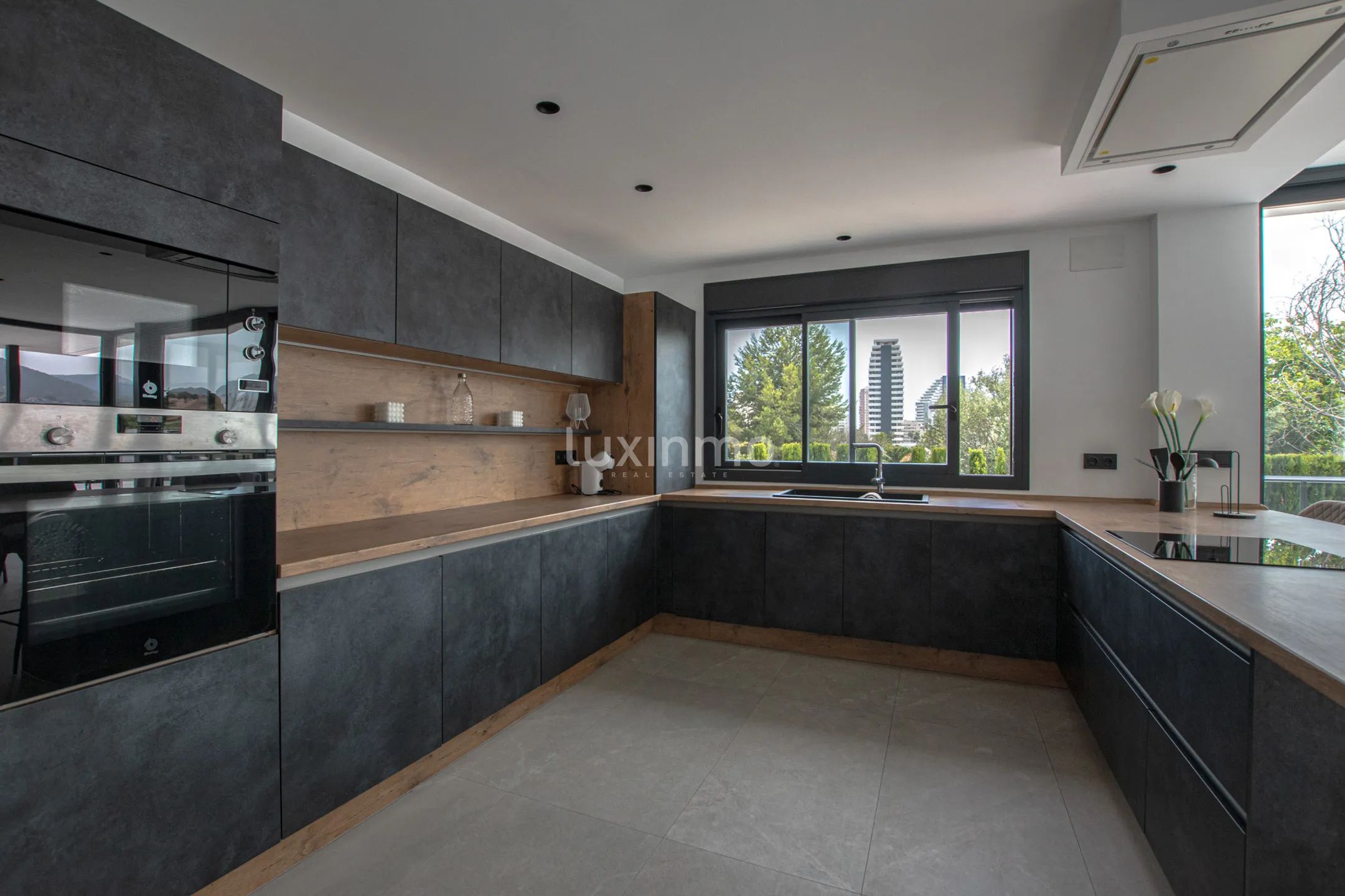 Вилла с панорамным видом на продажу в Кальпе — photo 18