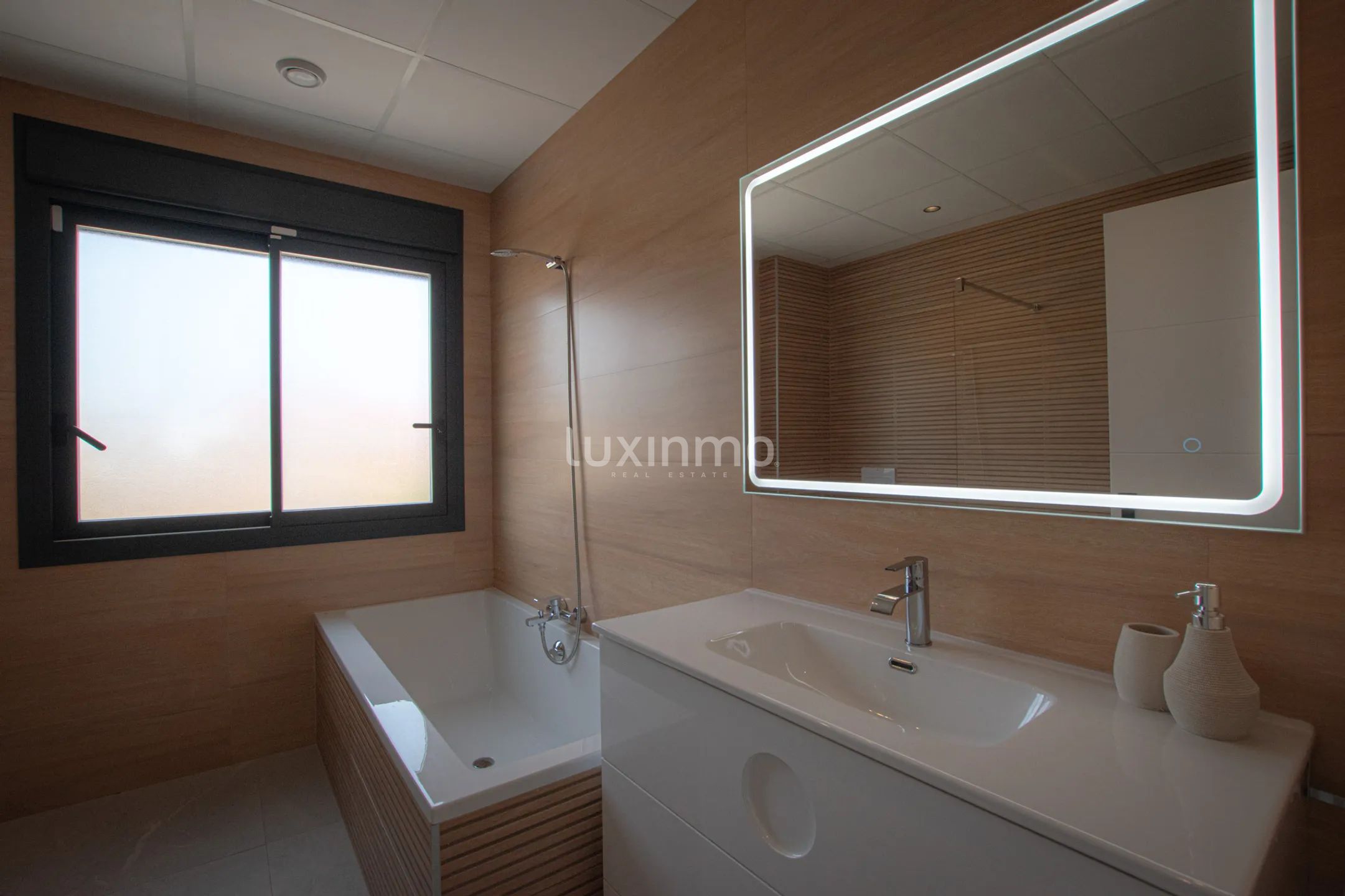 Вилла с панорамным видом на продажу в Кальпе — photo 27
