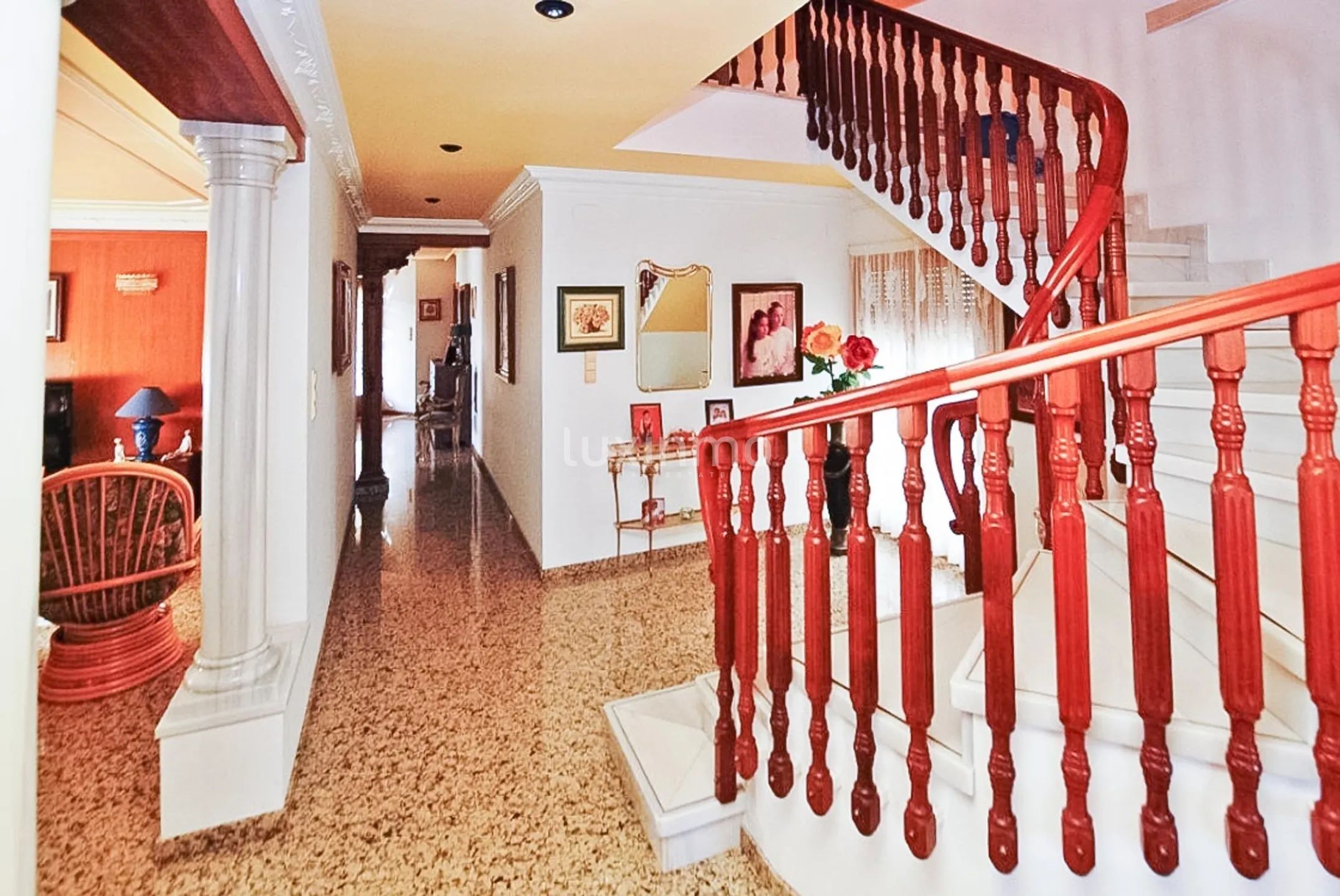 Town house with sea views and a big plot — photo 14