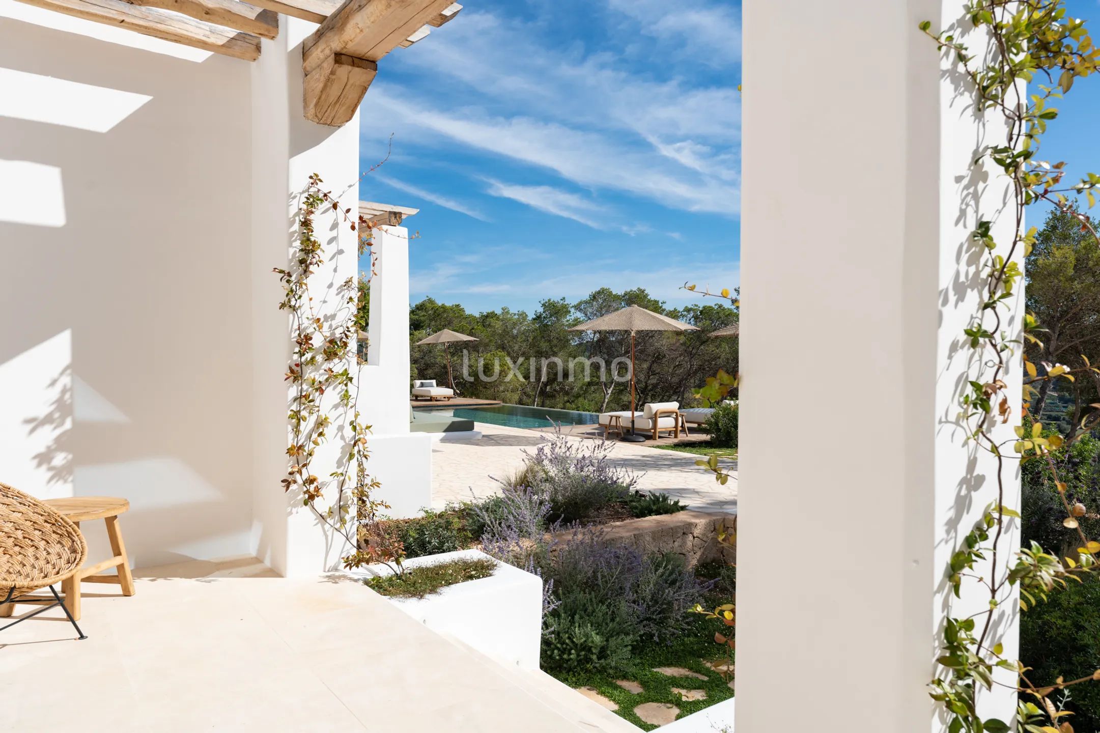 Exquisite Blackstad villa located in Santa Gertrudis — photo 18
