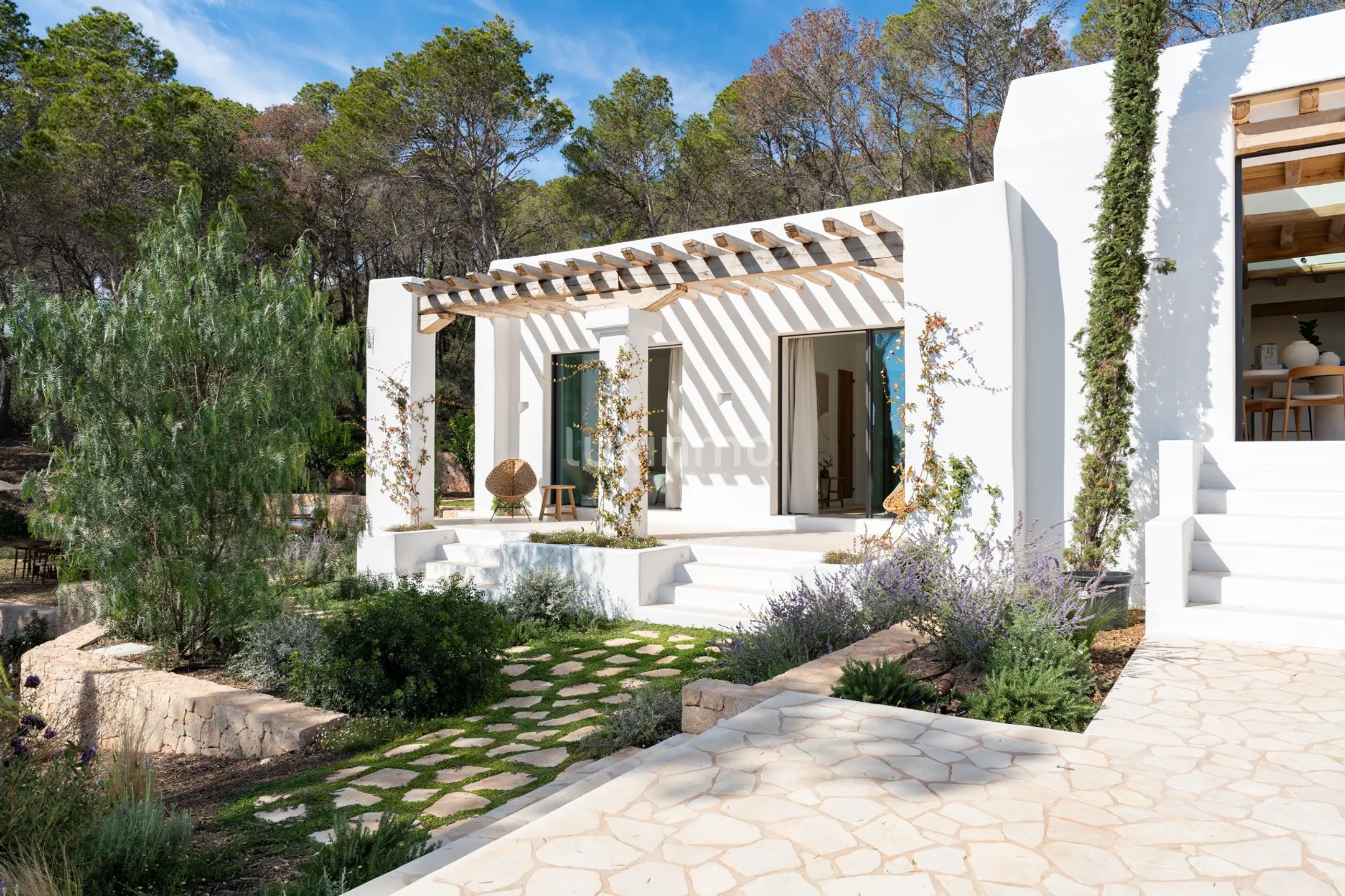 Exquisite Blackstad villa located in Santa Gertrudis — photo 45