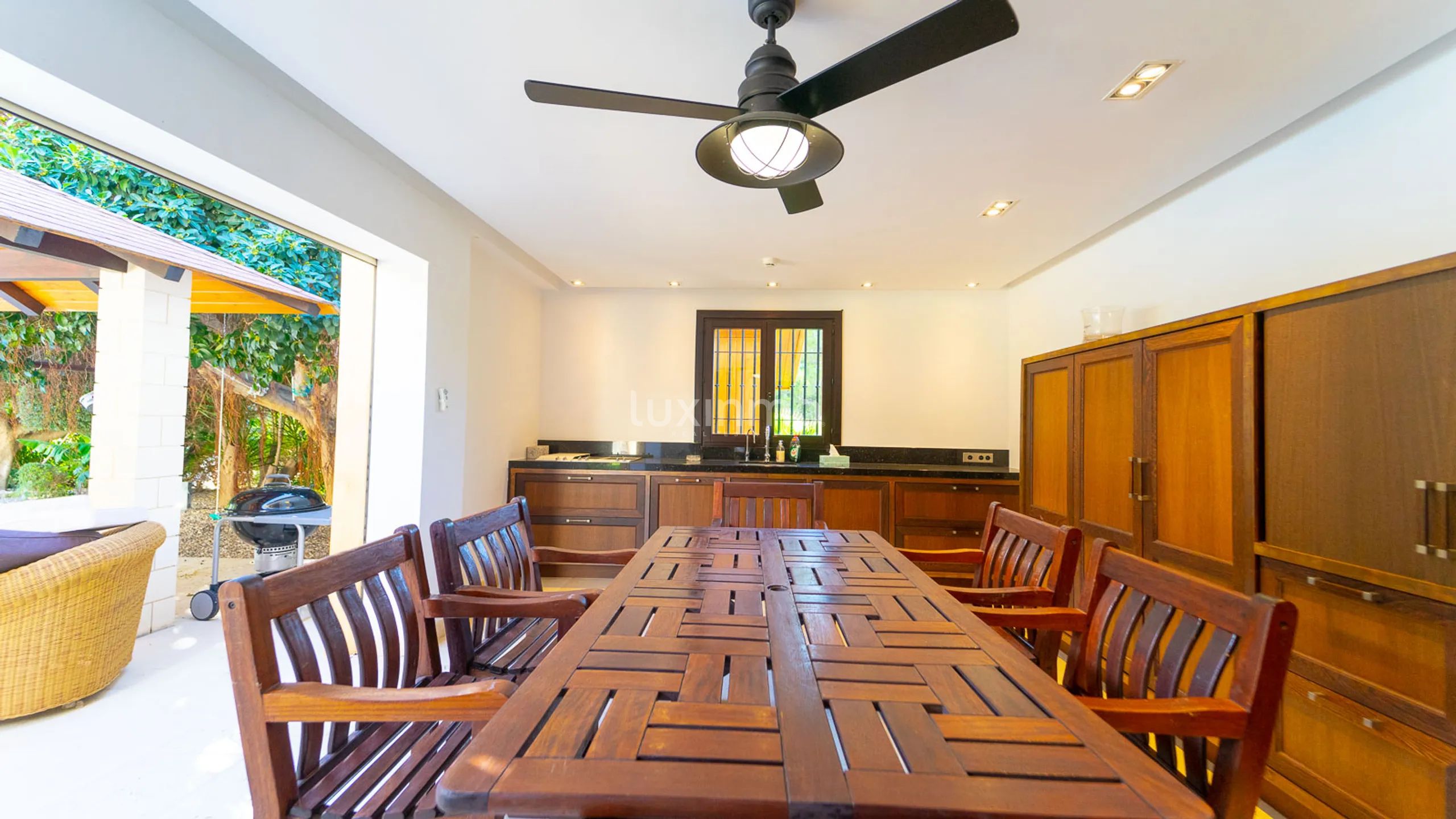 Exclusive villa in Altea Hills with sea views and a large garden — photo 41