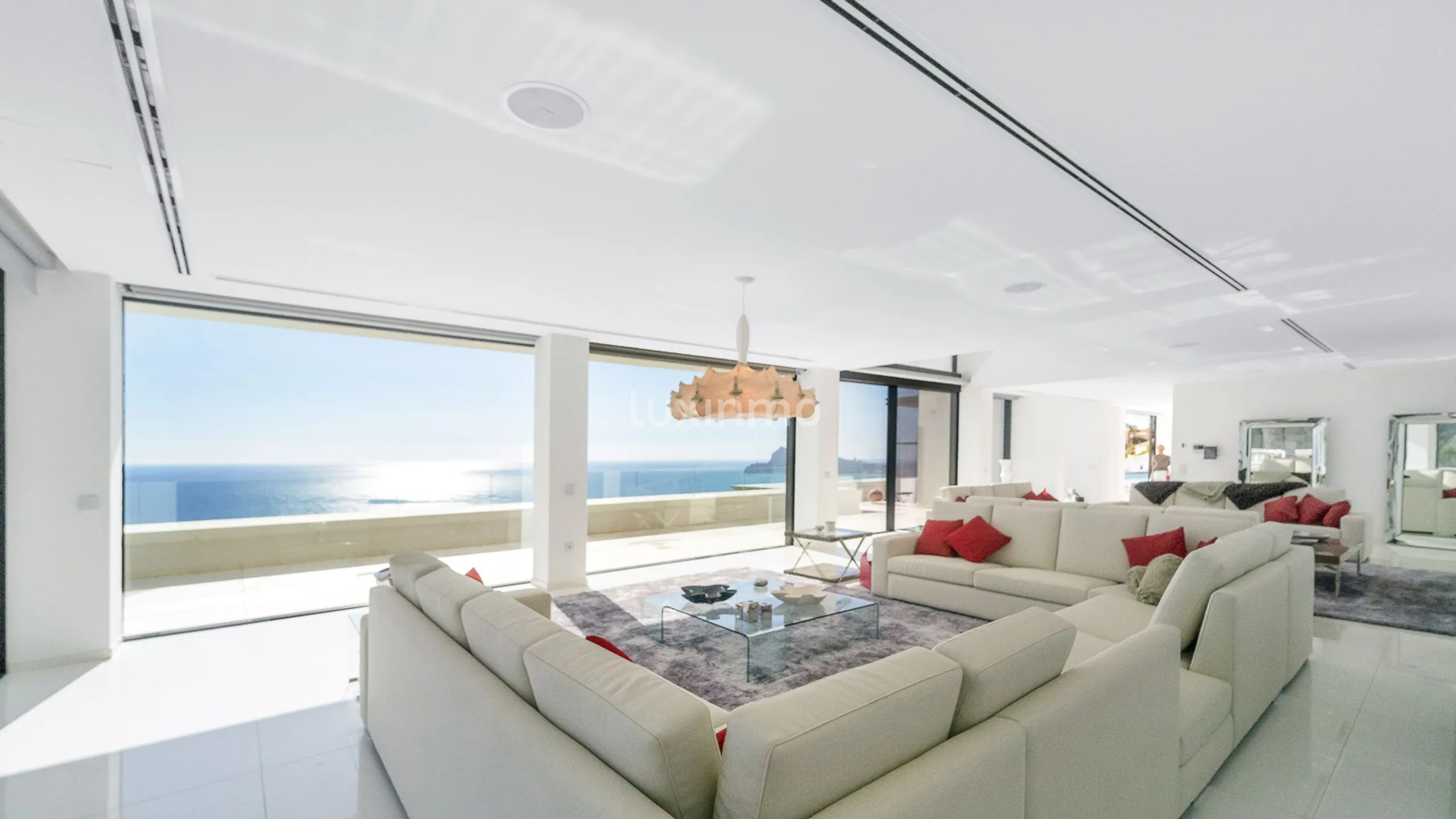 Villa de luxe dans une urbanisation de luxe avec vue sur la mer — photo 16