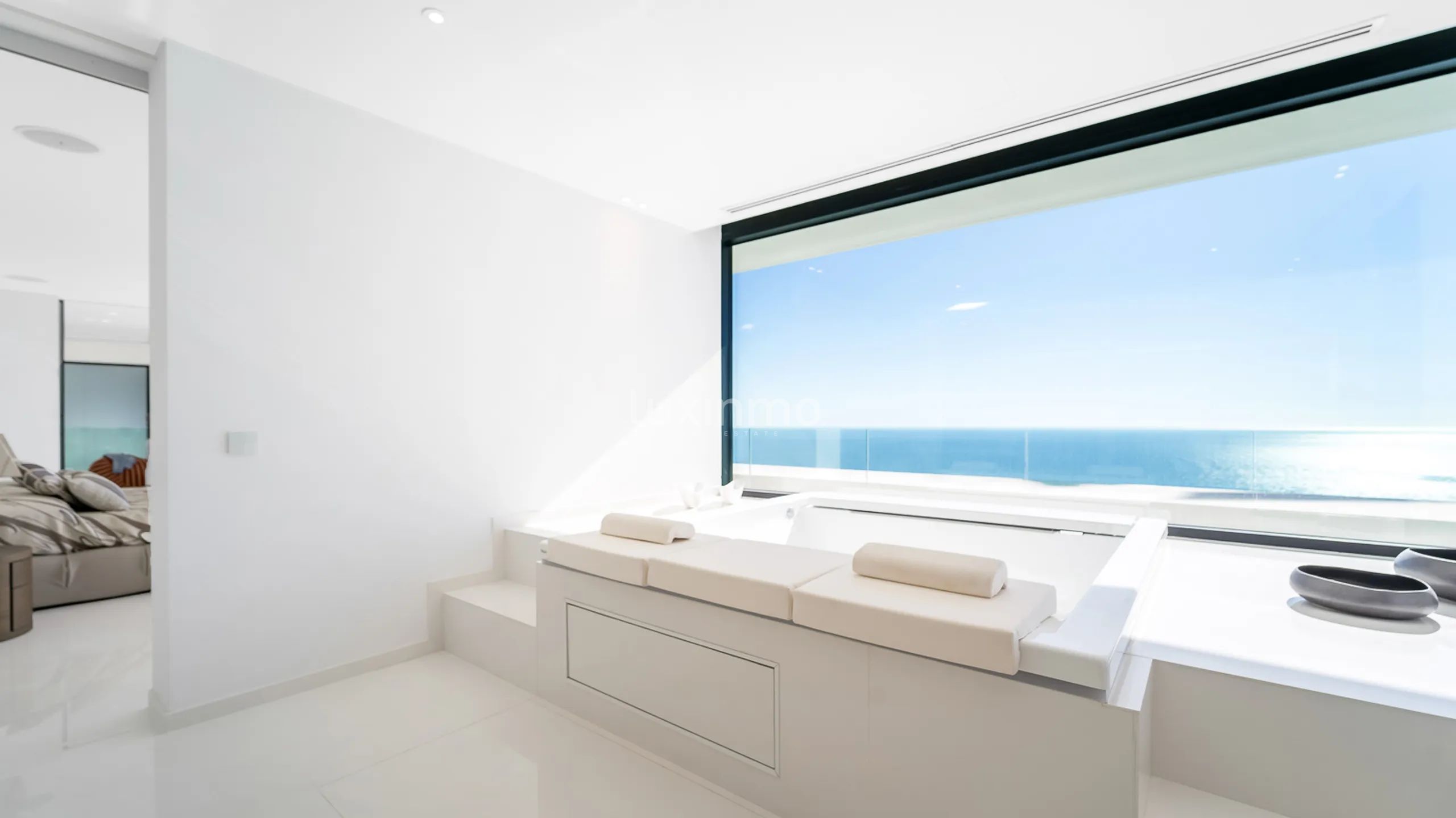 Villa de luxe dans une urbanisation de luxe avec vue sur la mer — photo 8