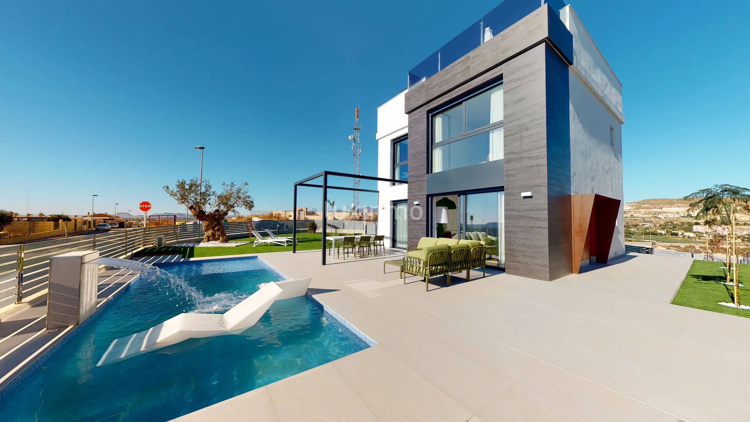 Modern Villa in Mutxamel — photo 1