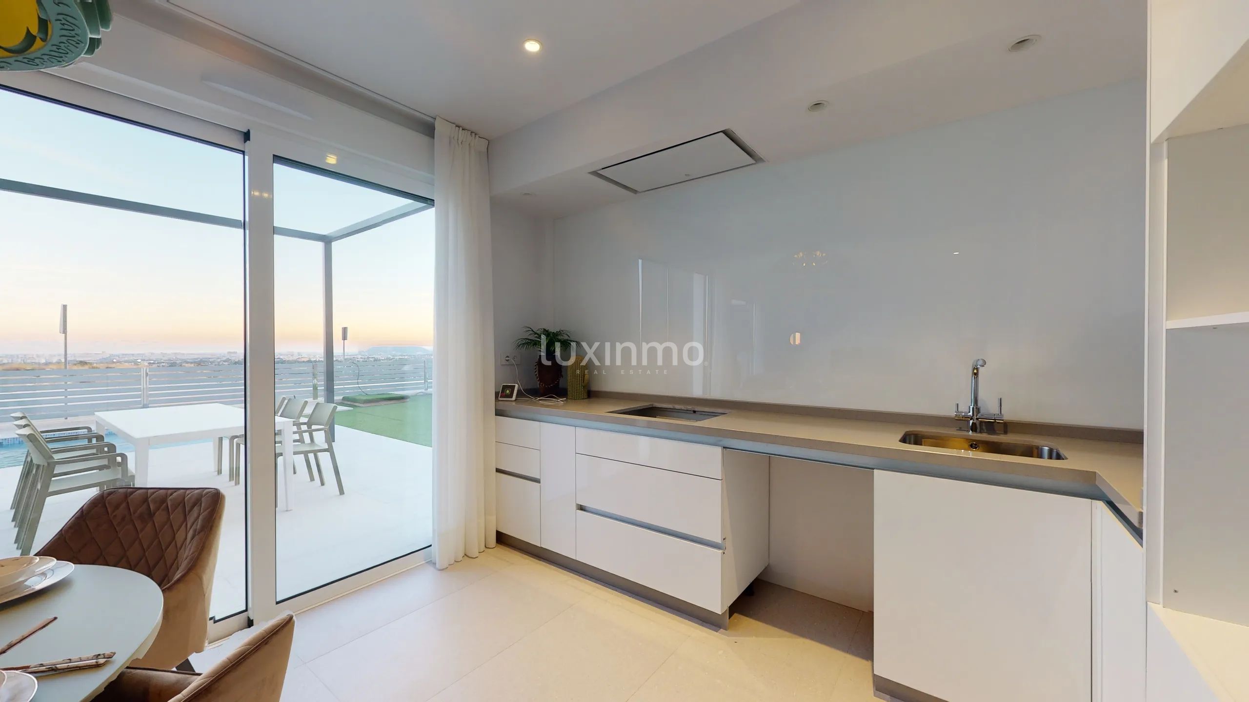 Detached villas with pool and garden, newly built in Mutxamel — photo 8