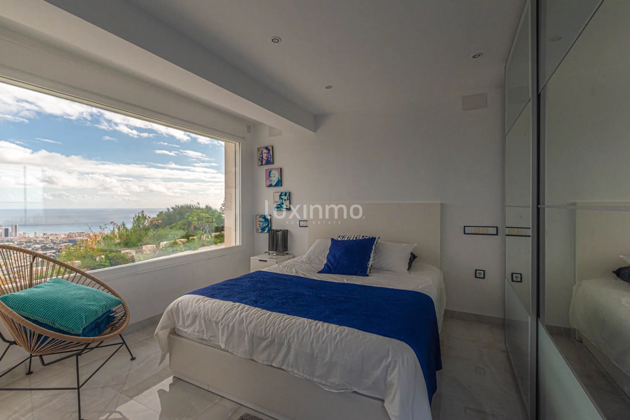 Villa à vendre dans l'emplacement unique d'Oltamar Calpe avec des vues panoramiques et des vues sur la mer — photo 43