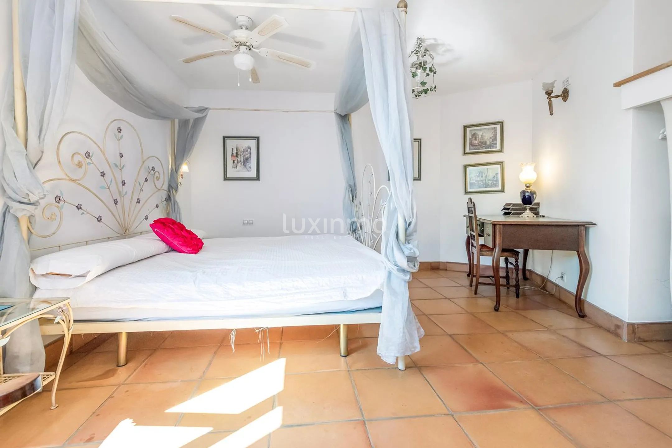Beautiful Mediterranean villa for sale at El Campello playa — photo 9