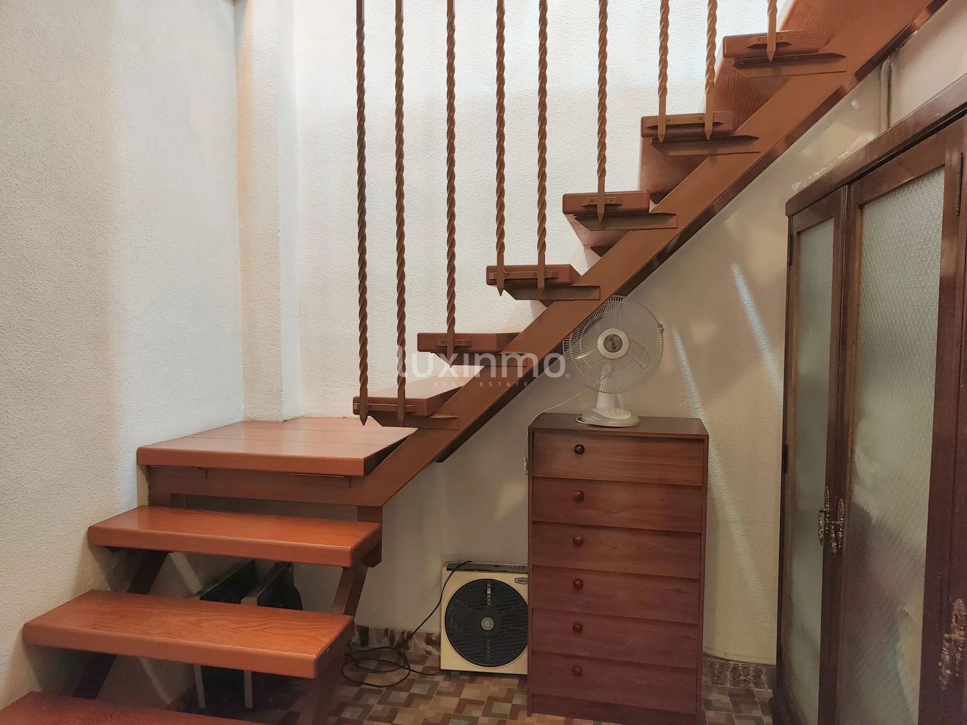 Maison centenaire bien préservée avec une grande piscine et un fronton — photo 19