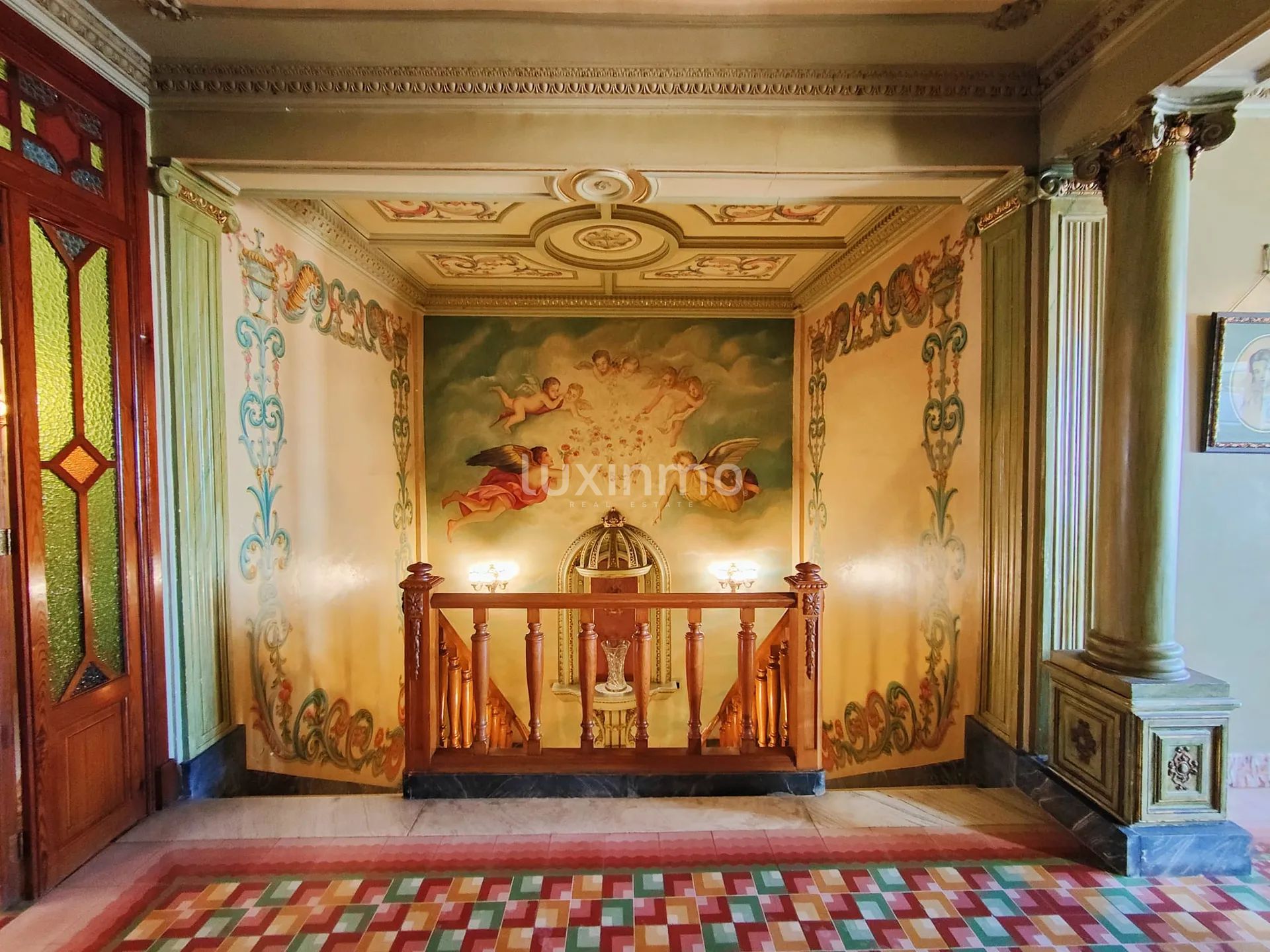 Maison centenaire bien préservée avec une grande piscine et un fronton — photo 12