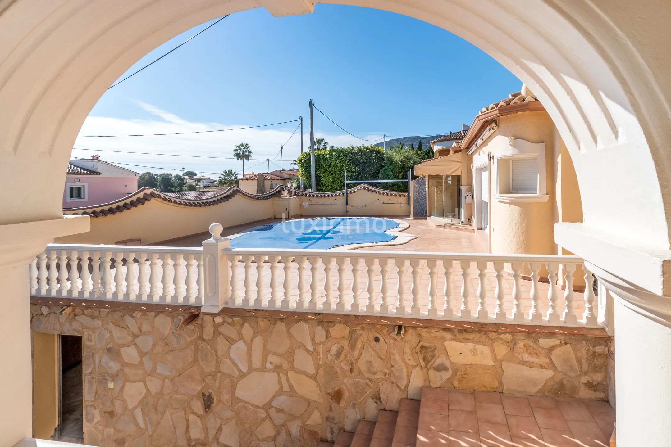 Renovated spacious house with sea views in Calpe — photo 4