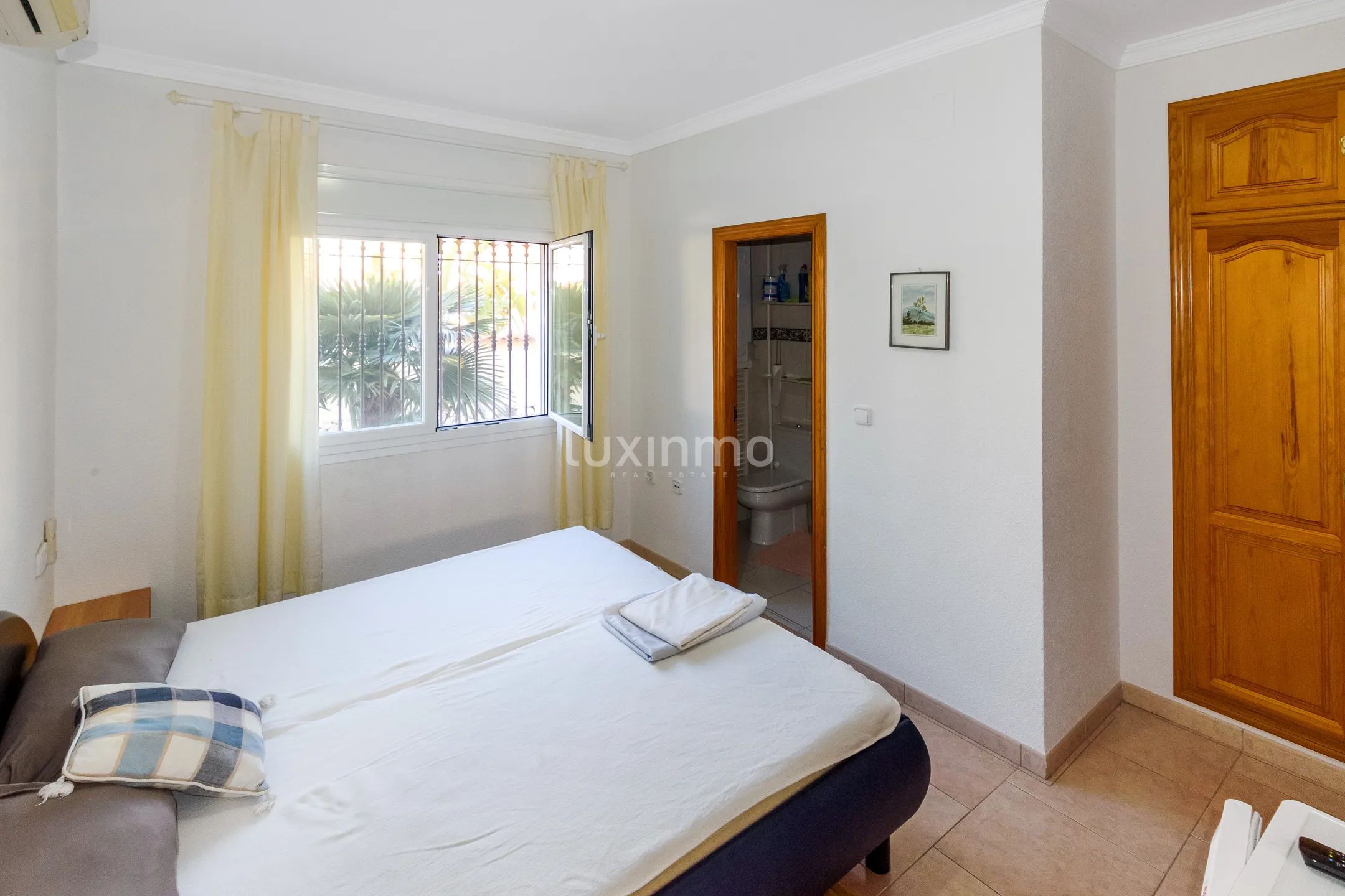 Renoviertes geräumiges Haus mit Meerblick in Calpe — photo 16