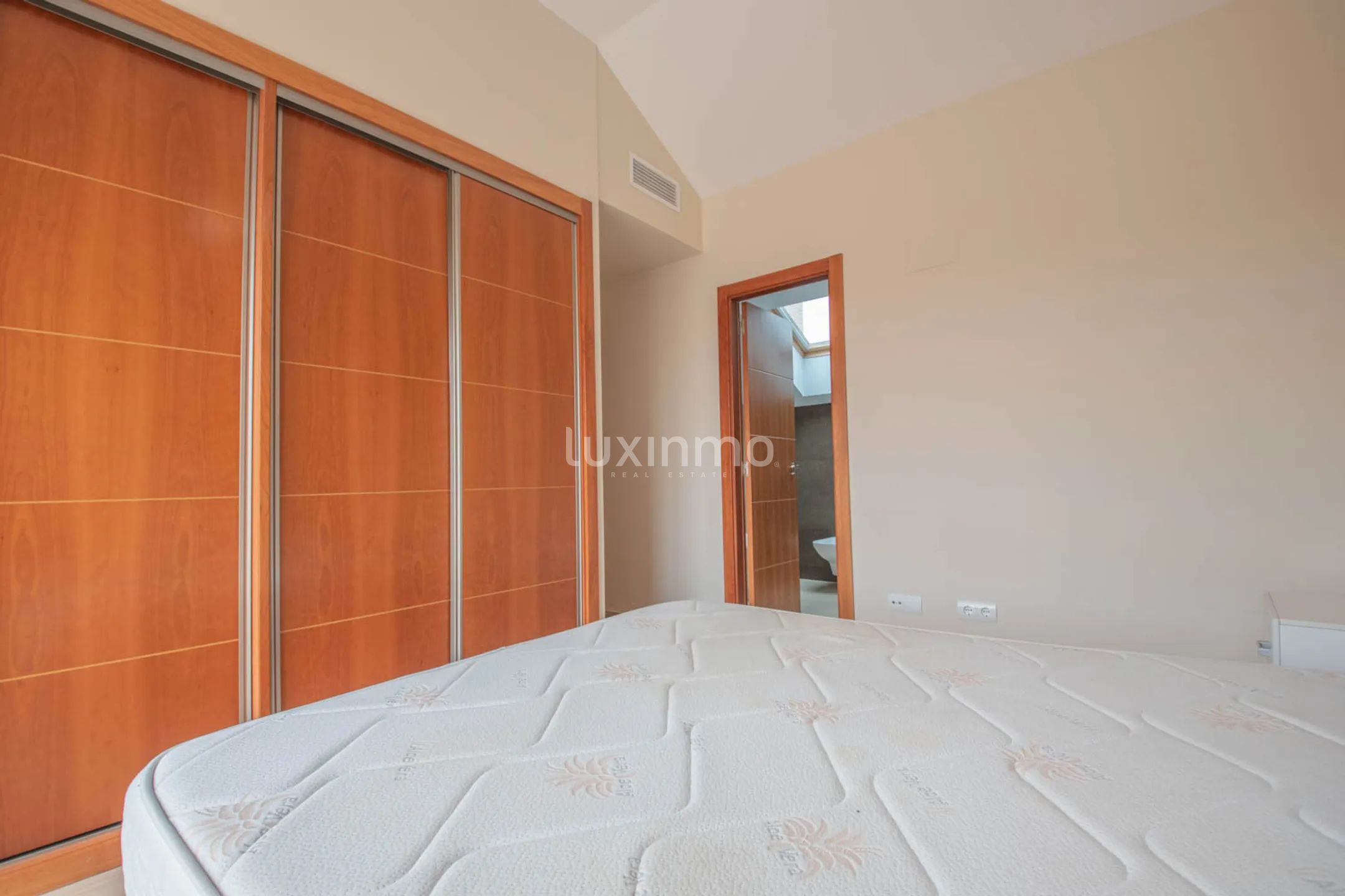 Fantastisch duplex penthouse met zeezicht in Javea — photo 16