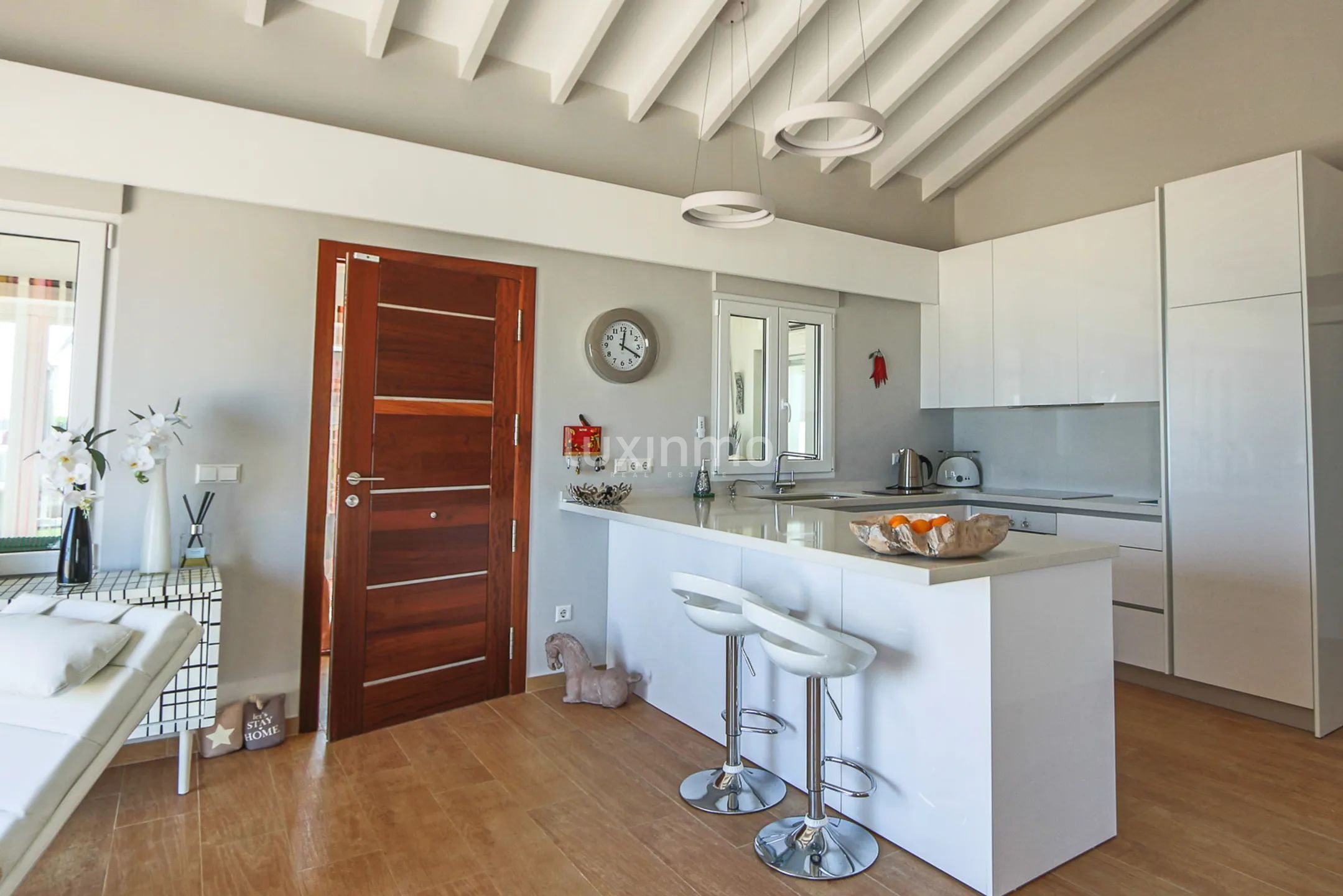 Modern frontline beach house in Dénia — photo 13