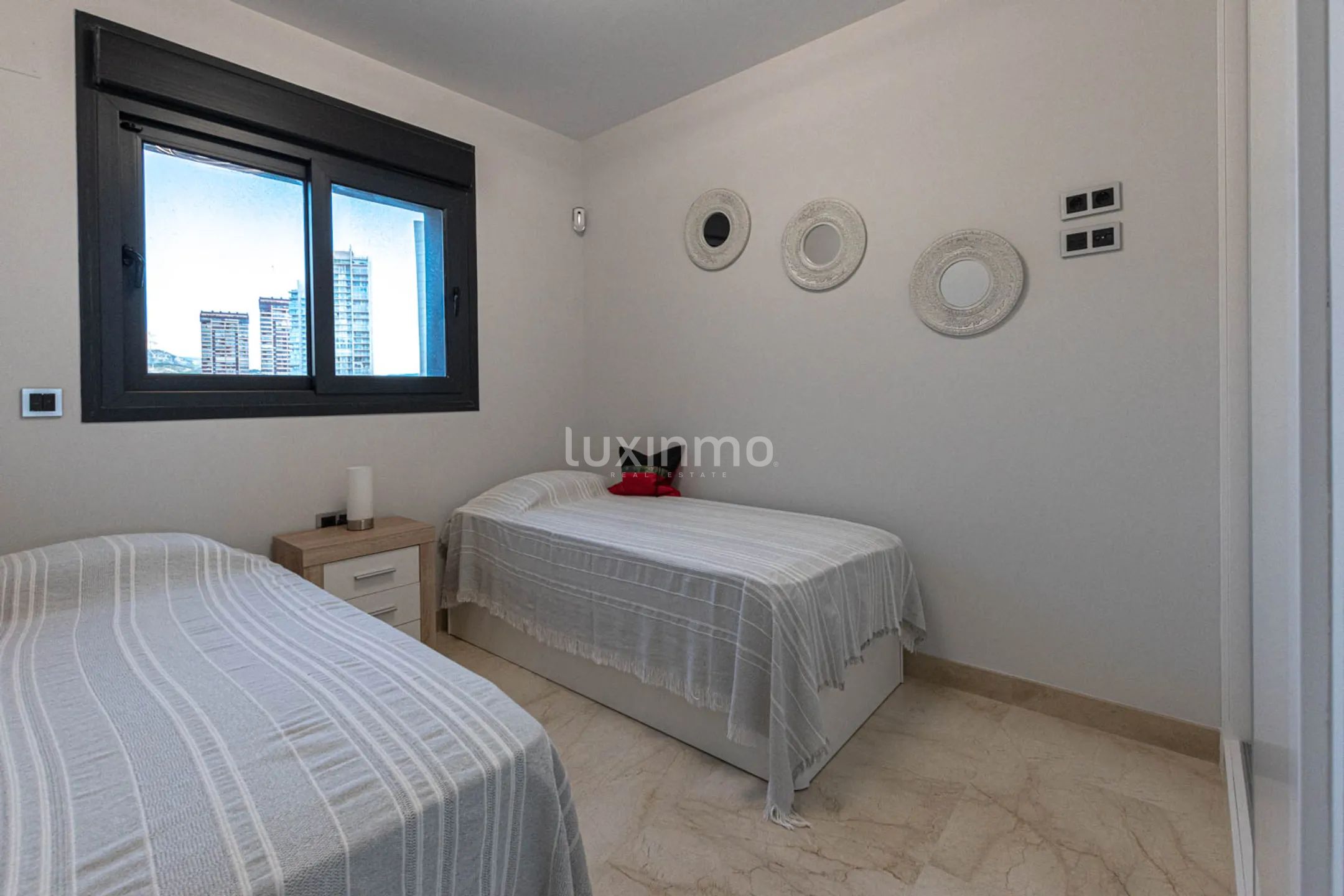 Piso de alquiler de larga duración en SUNSET WAVES — photo 20