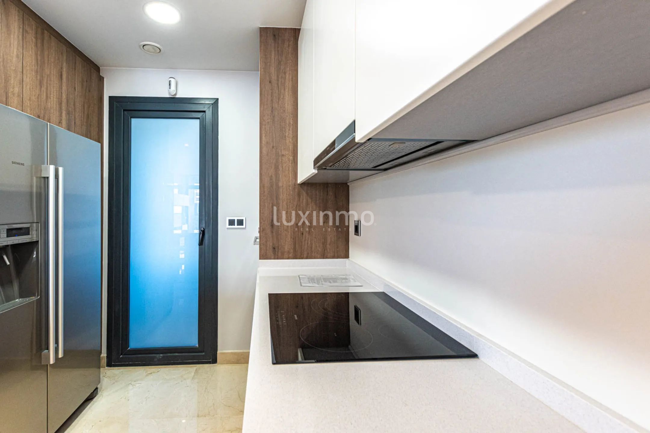 Piso de alquiler de larga duración en SUNSET WAVES — photo 14