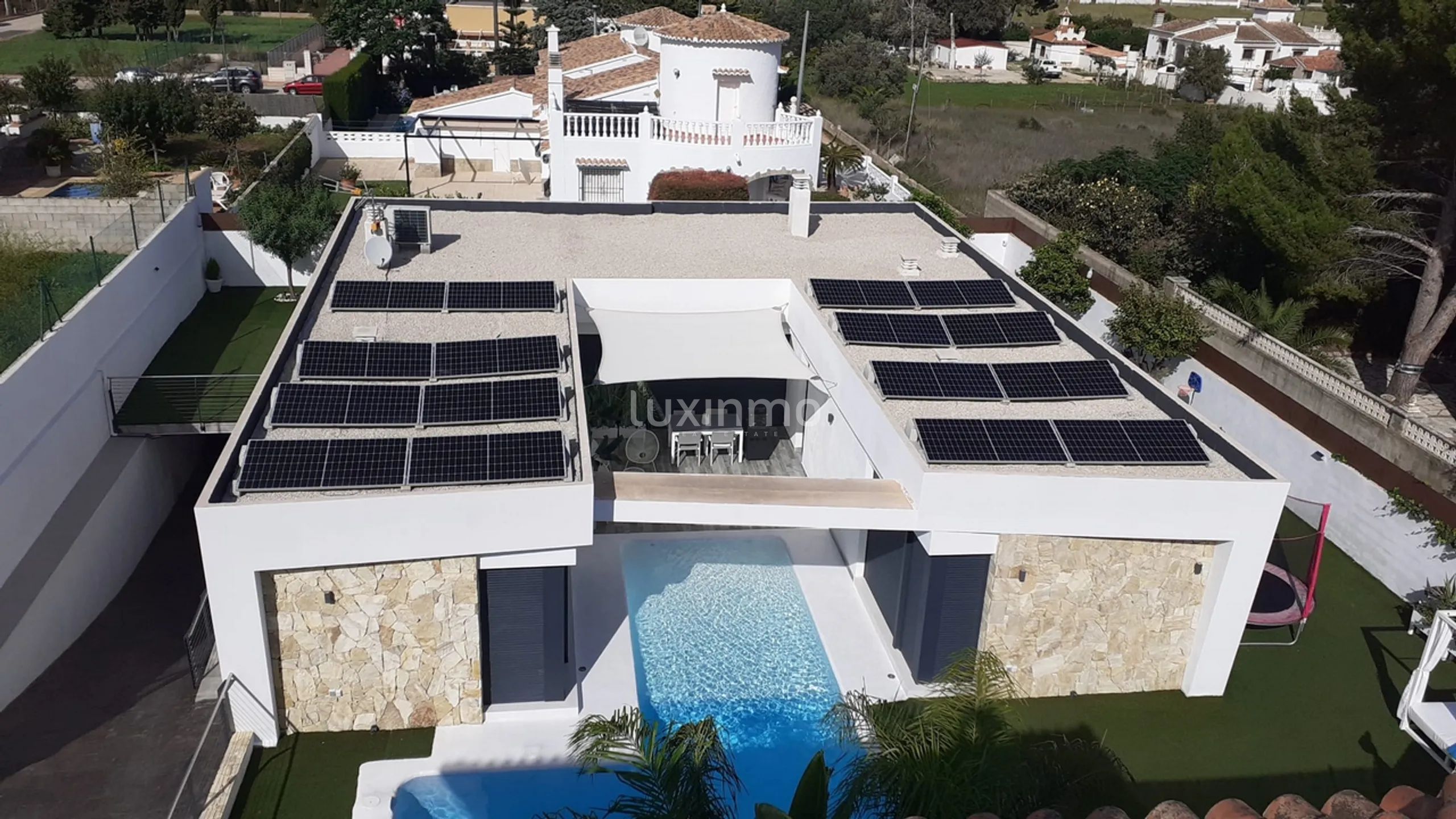 Modern luxury villa close to town center of Denia — photo 18