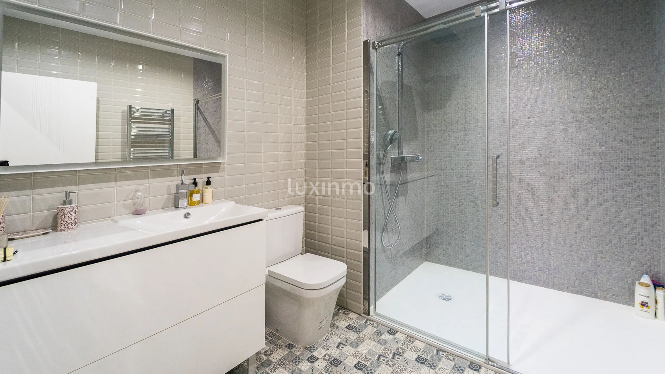 Mieszkanie do wynajęcia z prywatnym basenem — photo 26