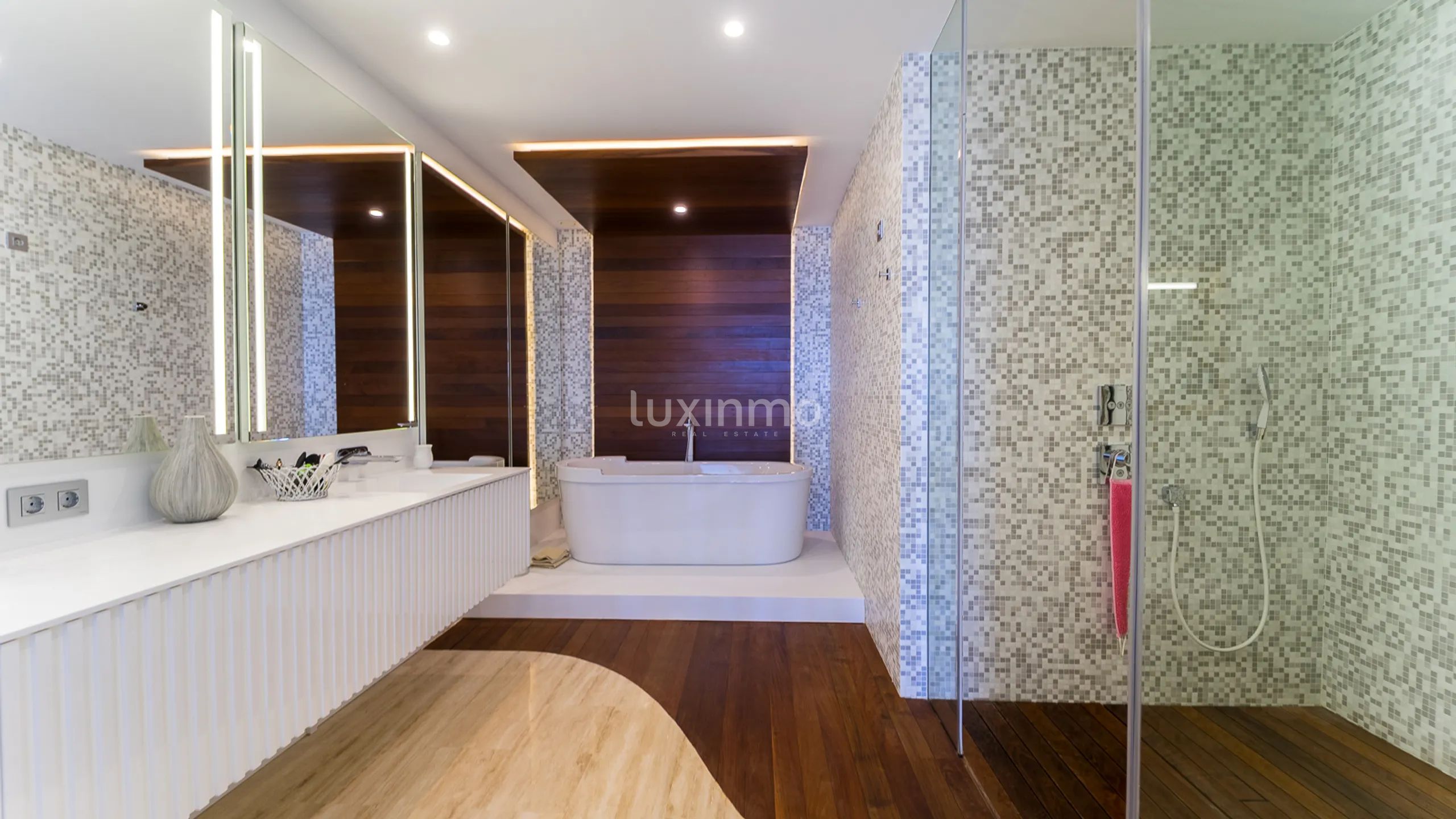 Mieszkanie do wynajęcia z prywatnym basenem — photo 16