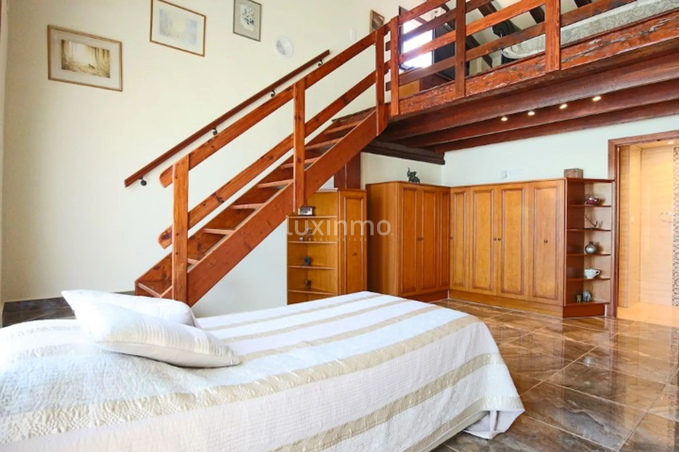 Große rustikale Finca in der Nähe von Denia — photo 13