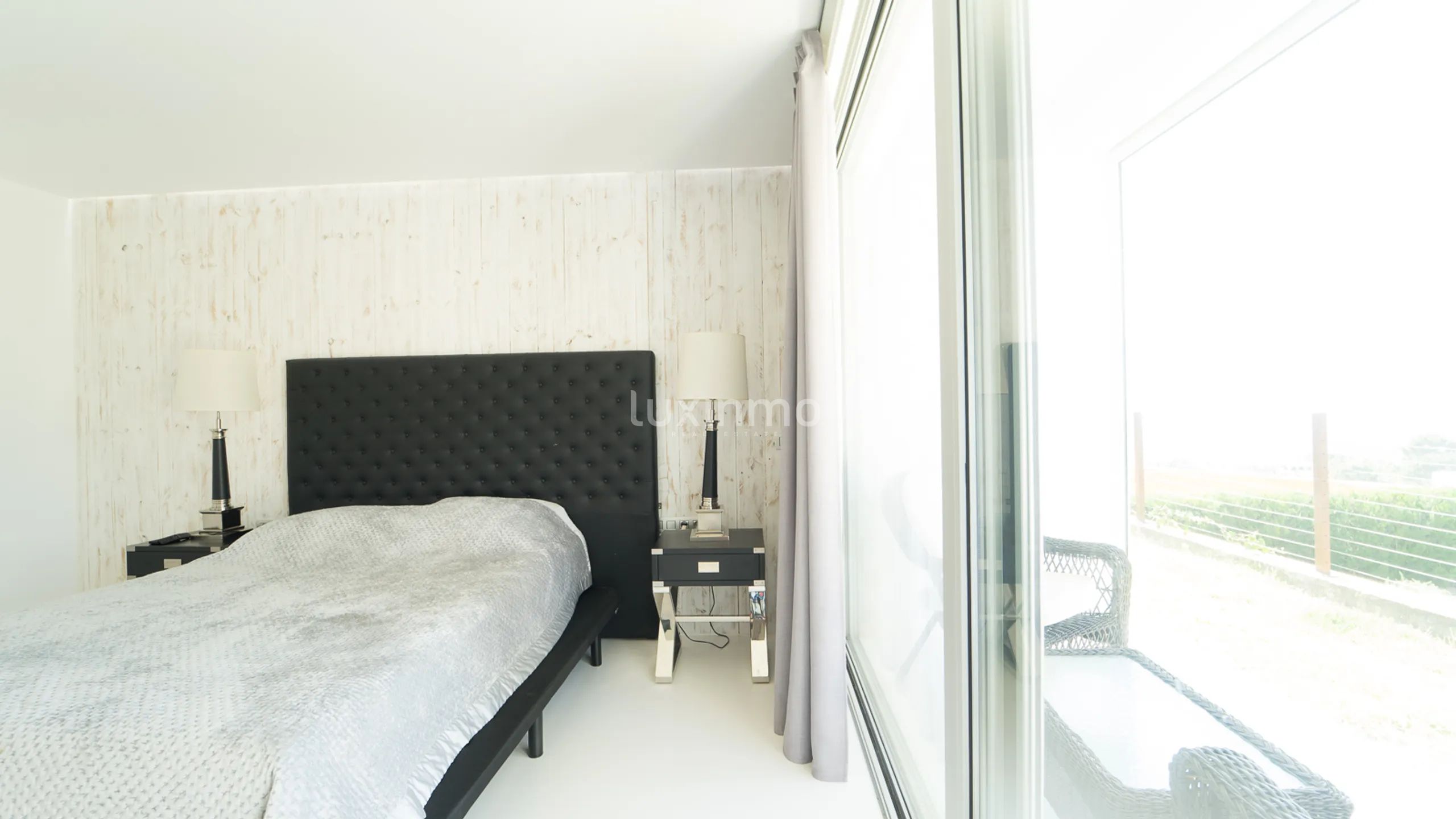 Villa for rent with sea views — photo 26