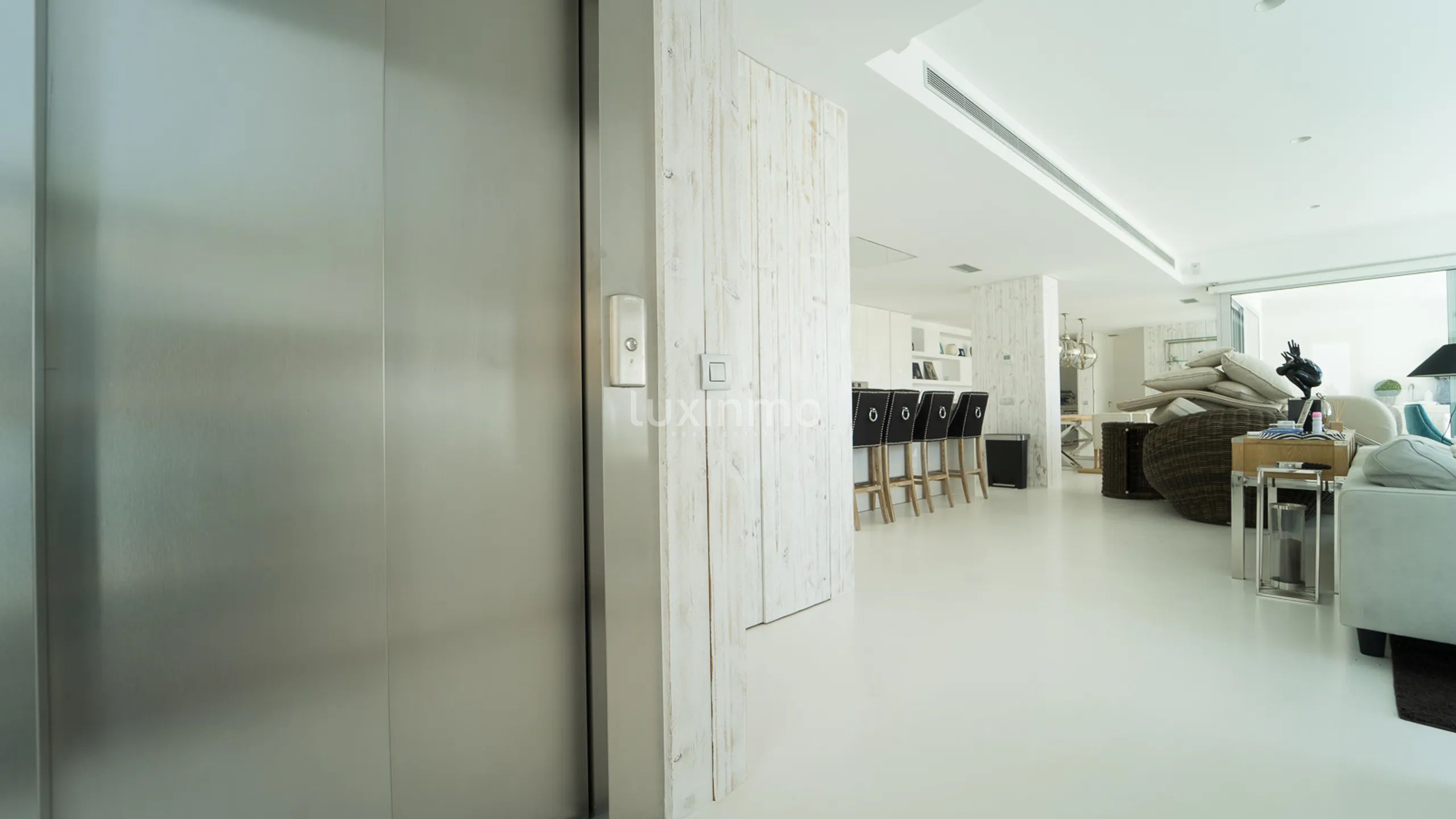 Villa for rent with sea views — photo 10