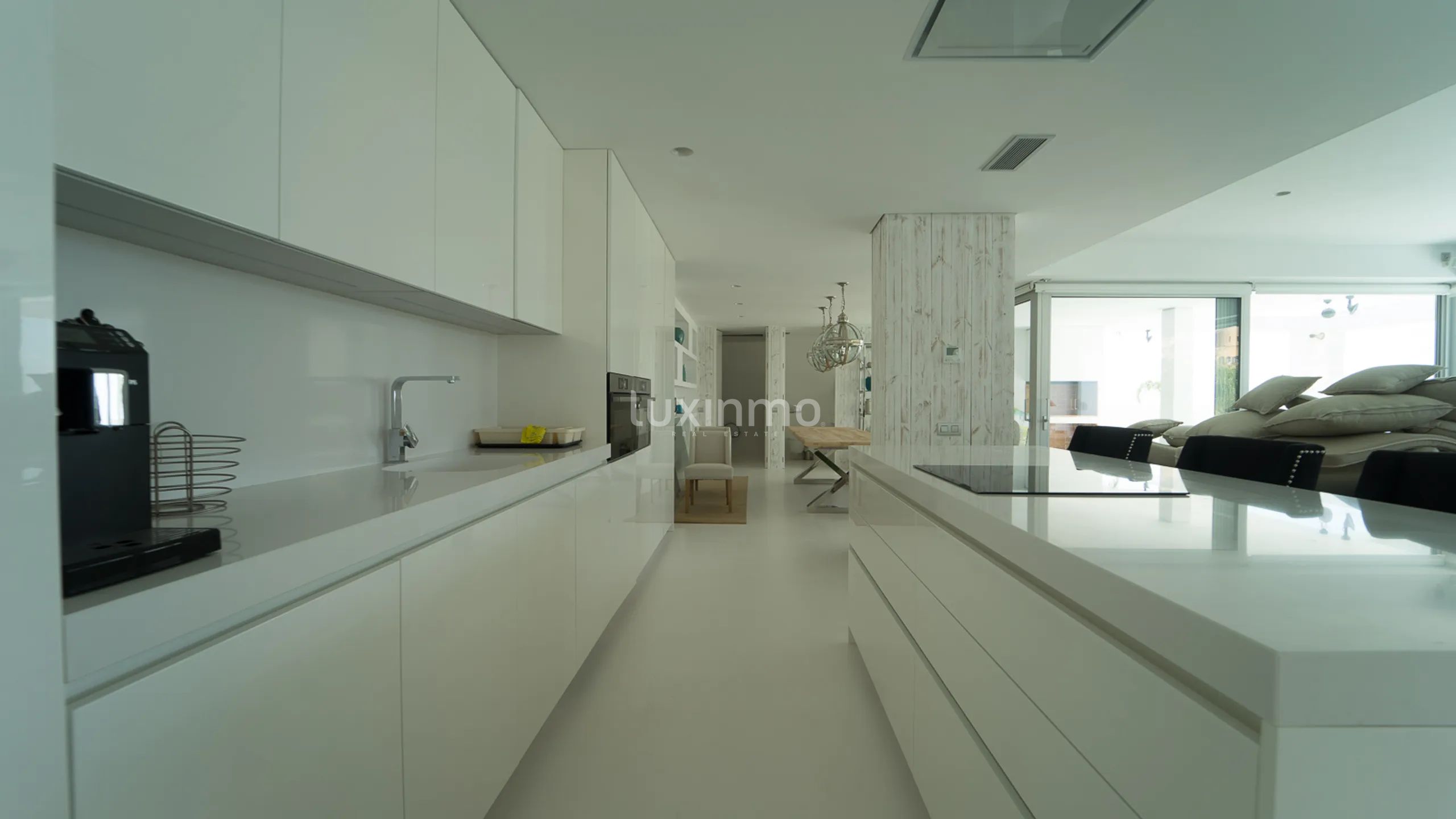 Villa for rent with sea views — photo 12