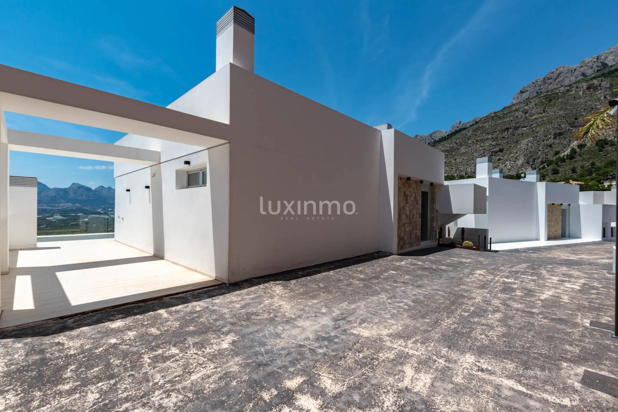 Villa for rent with sea views — photo 2