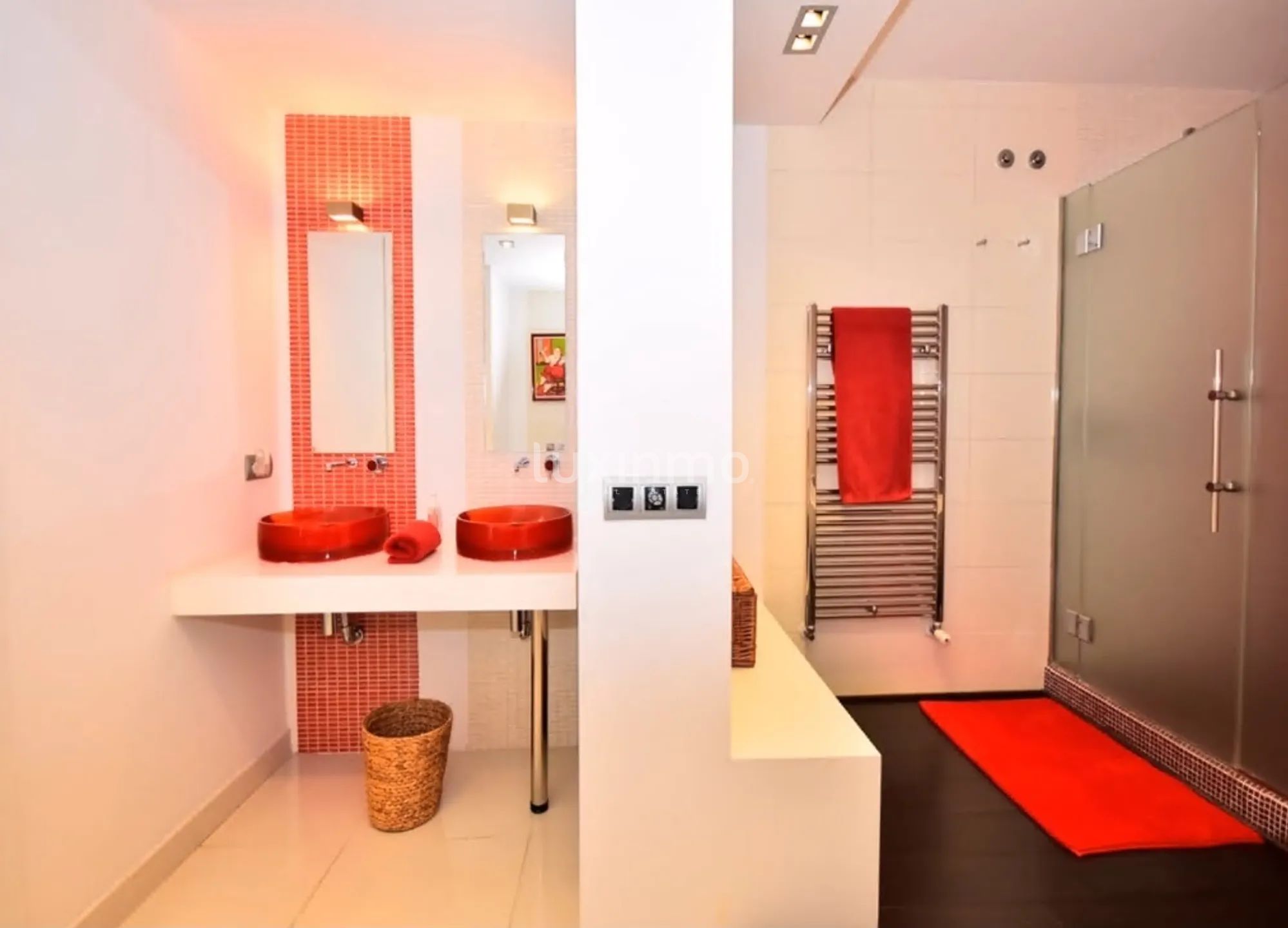 Duplex penthouse with solarium terrace located in Playa de Poniente in Benidorm — photo 12