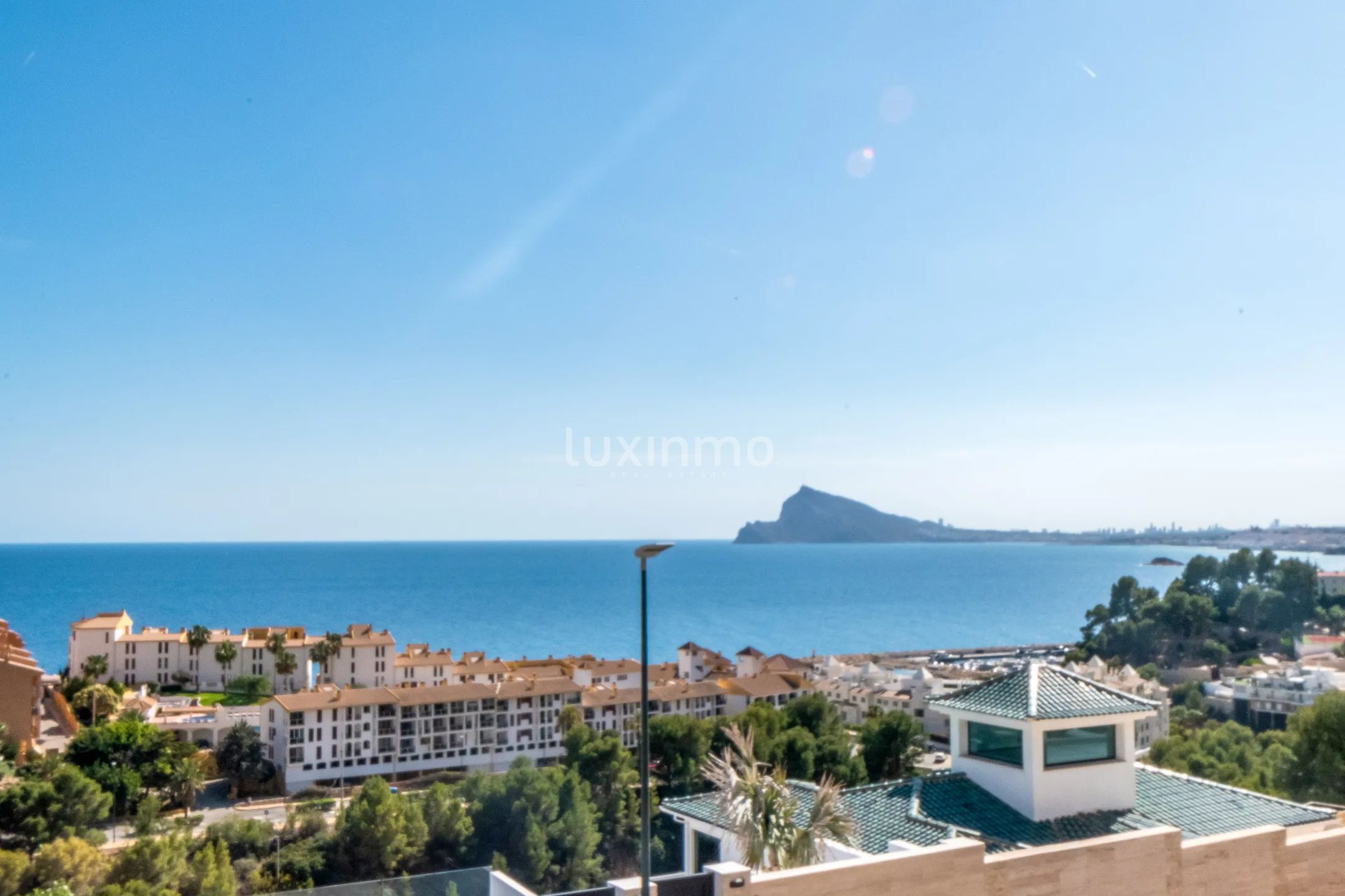 Spectaculaire flat met uitzicht op zee in Mascarat — photo 5