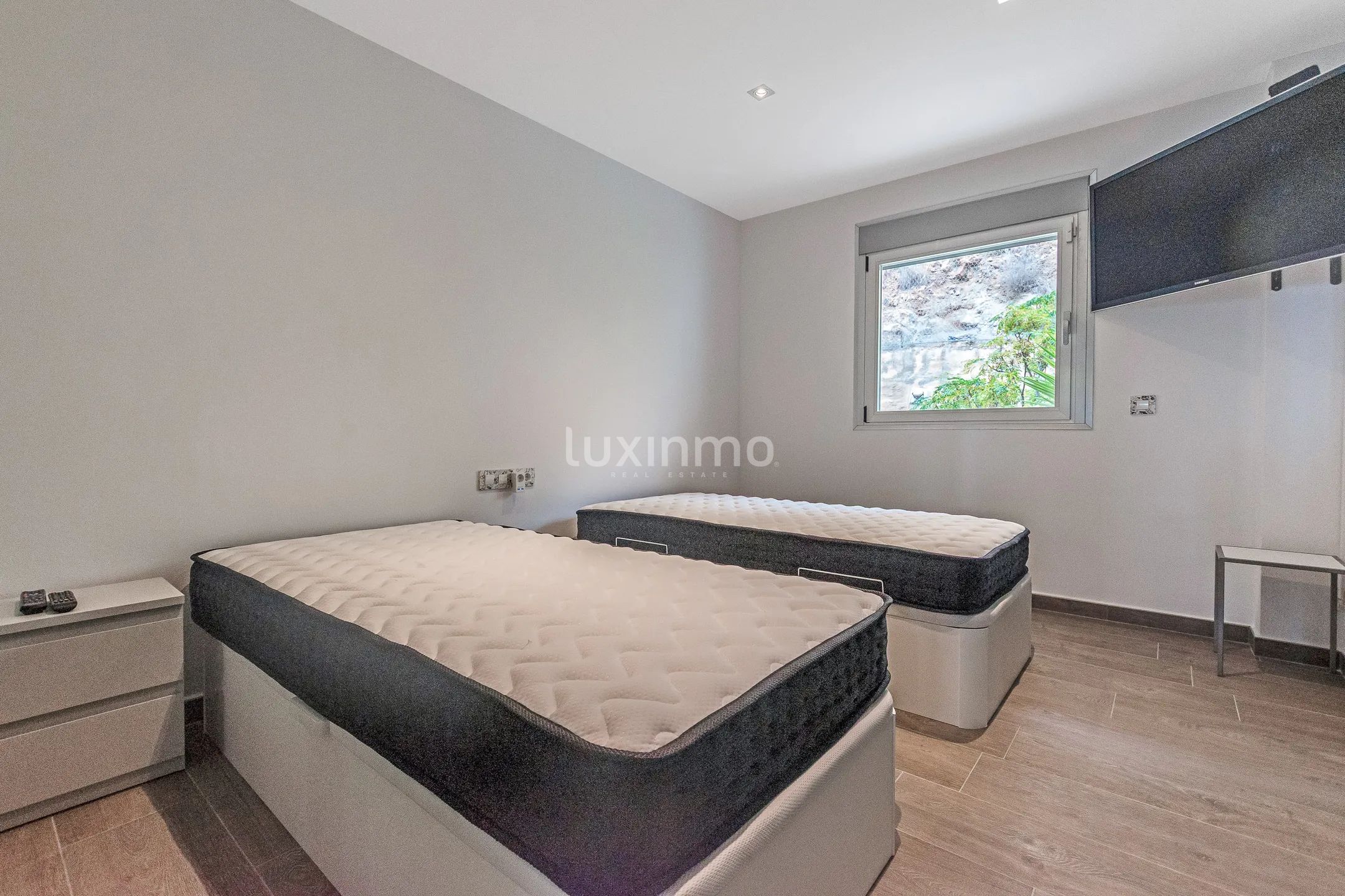 Spectaculaire flat met uitzicht op zee in Mascarat — photo 15