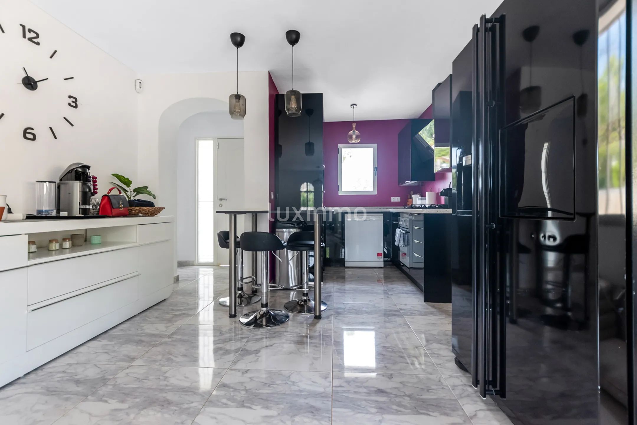 Beautiful villa with swimming pool for rent in Altea — photo 7