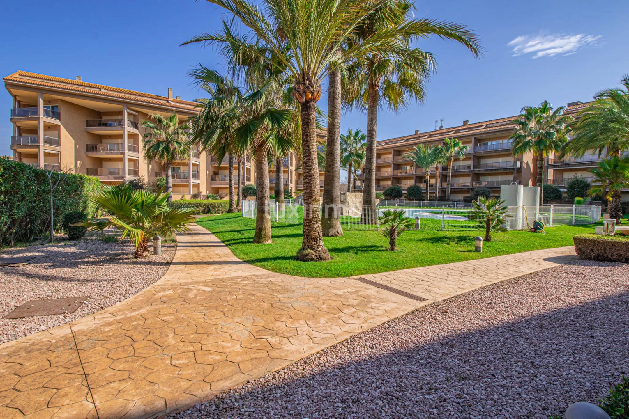 Atico en primera linea del mar en Javea — photo 23