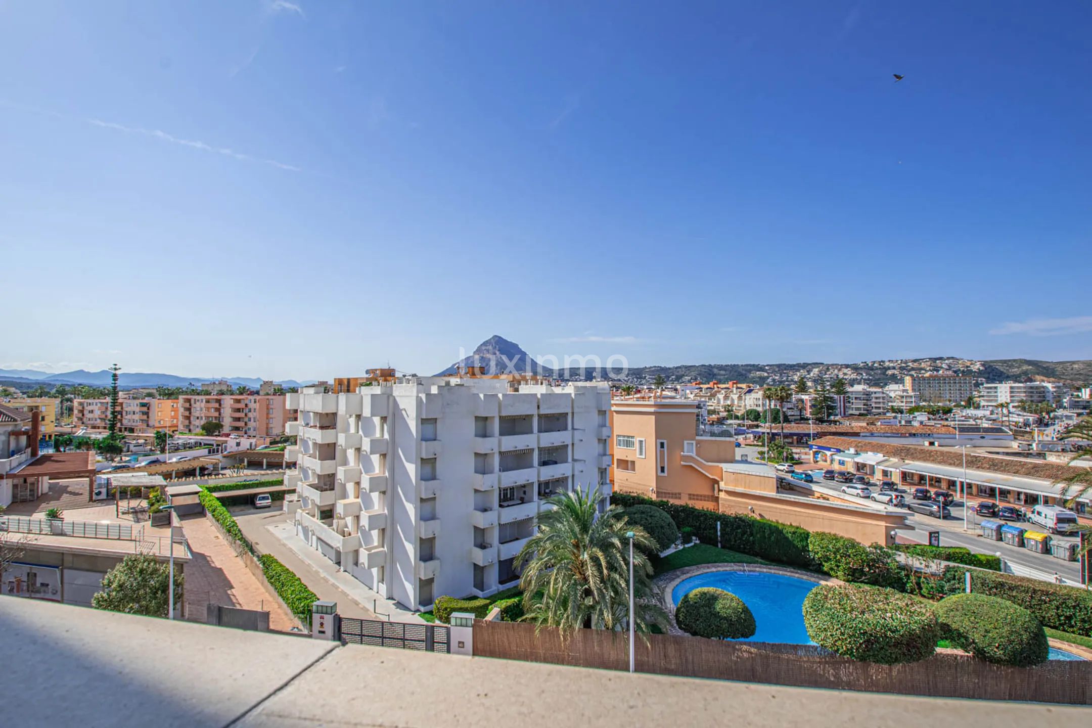 Atico en primera linea del mar en Javea — photo 25