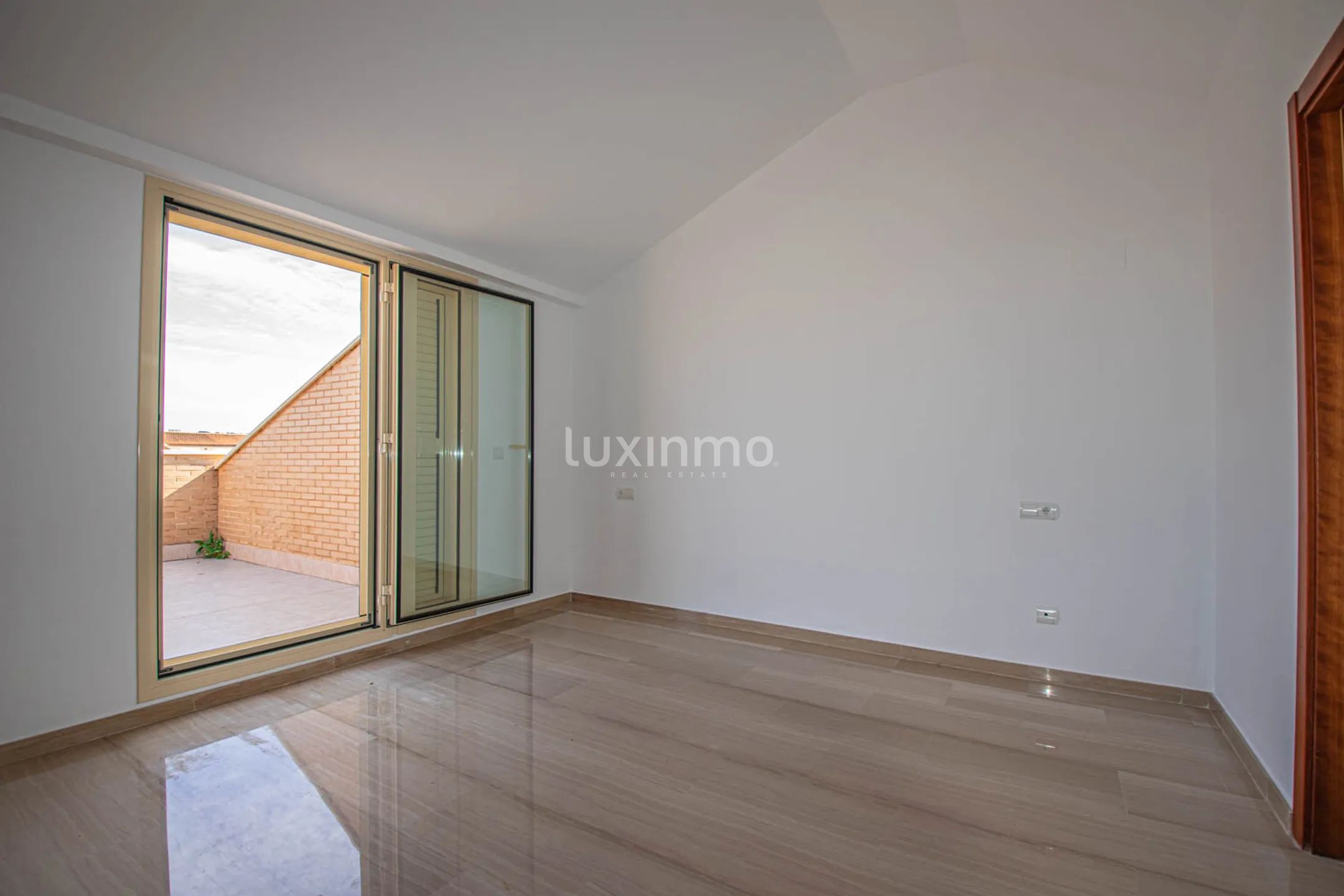 Atico en primera linea del mar en Javea — photo 19