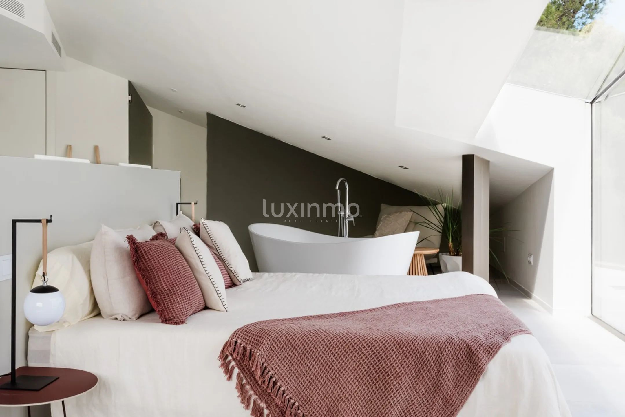 Nouvelle villa de luxe à vendre avec accès à la mer dans le sud-ouest d'Ibiza — photo 15