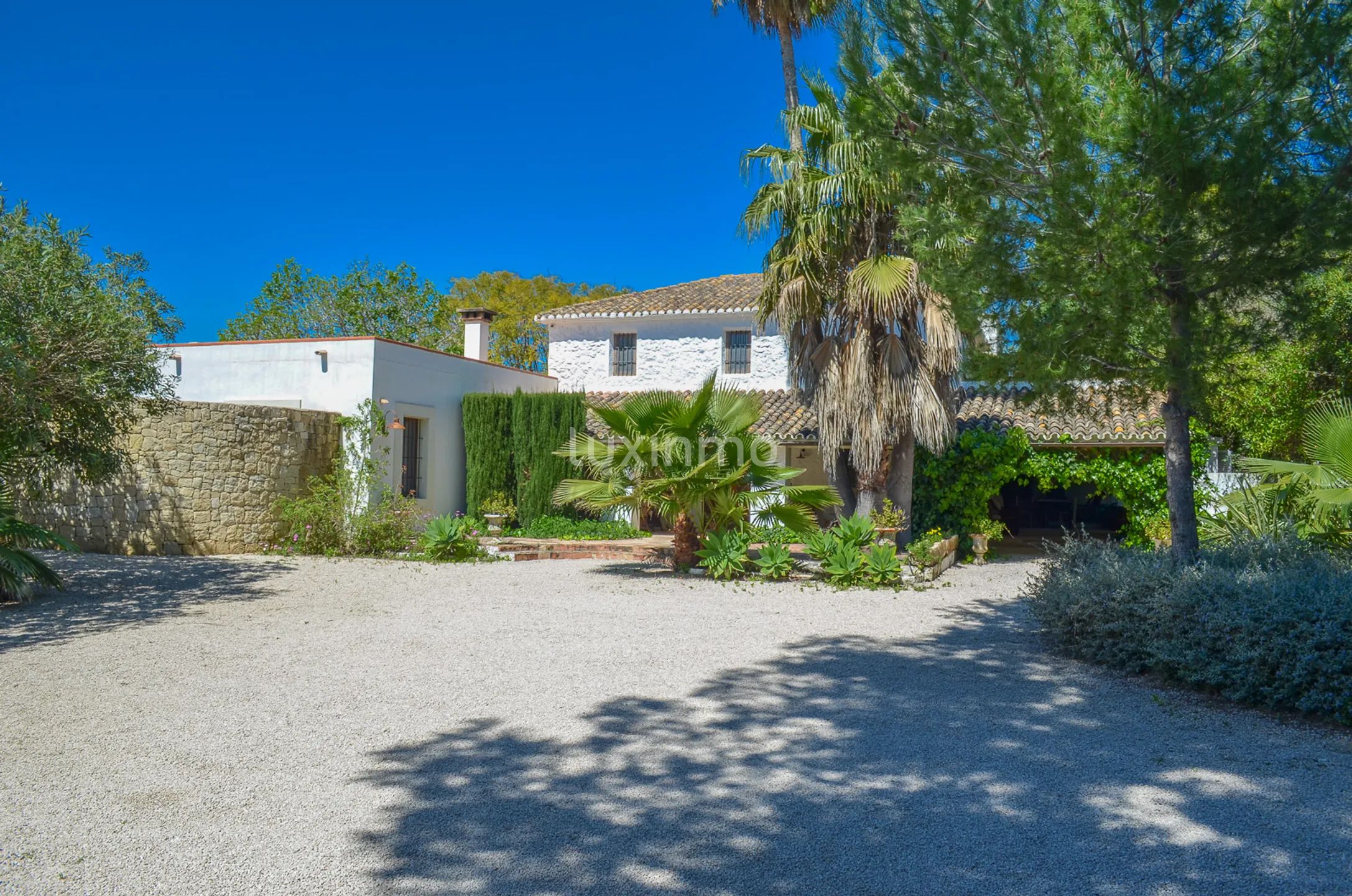 Large charming finca close to Denia — photo 1