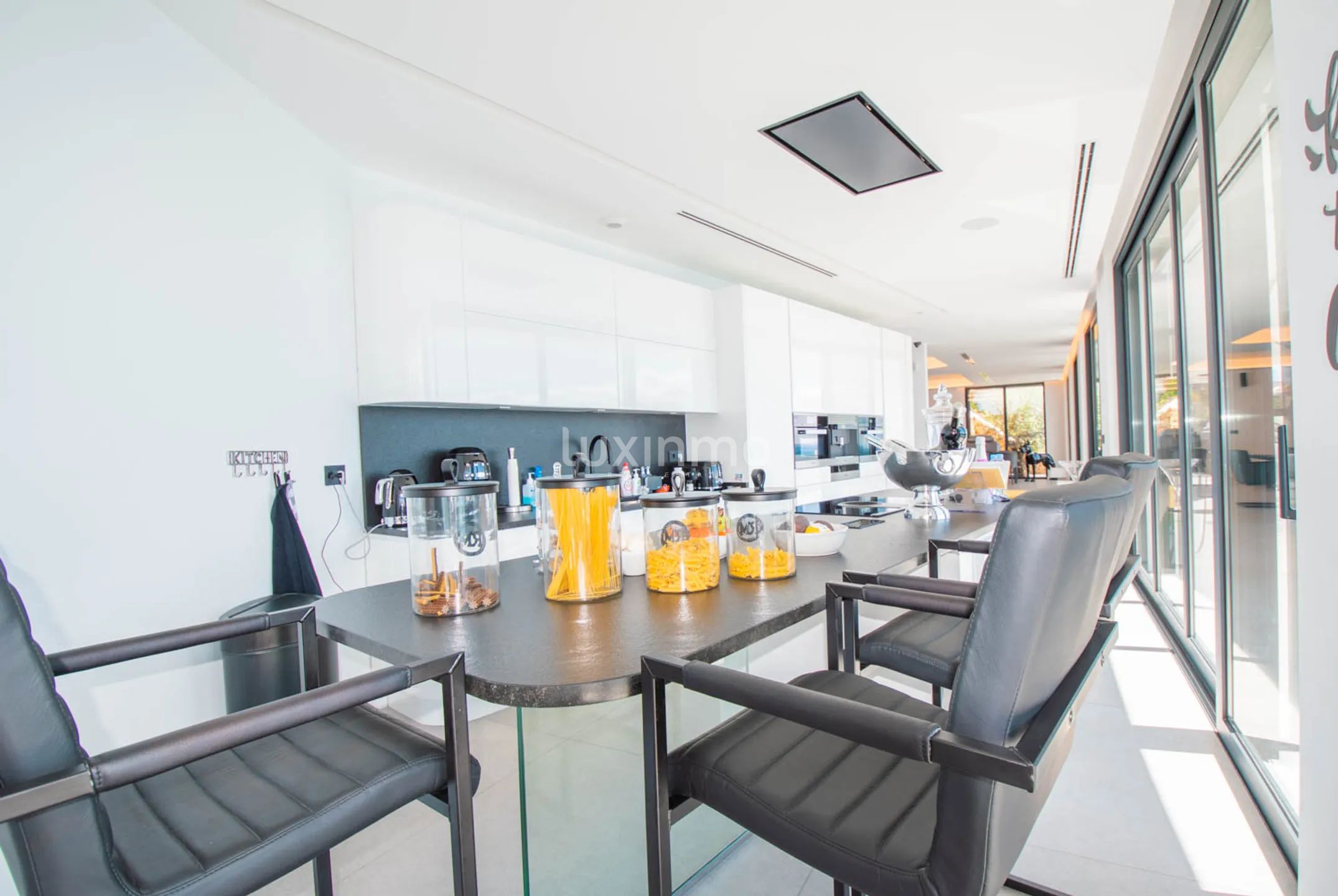 Villa de luxe avec vue sur la mer — photo 19