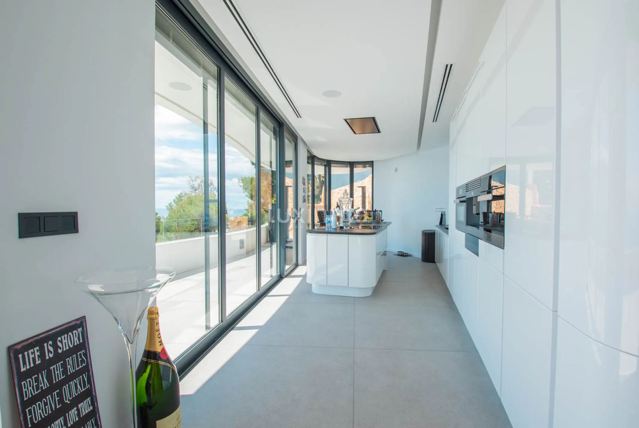 Villa de luxe avec vue sur la mer — photo 20